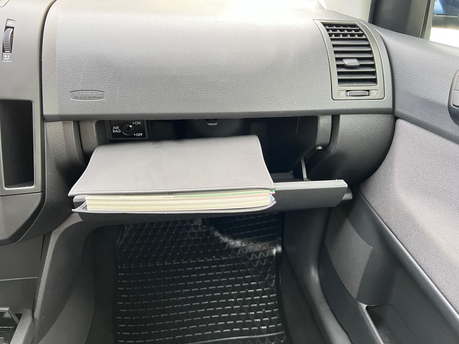 Fahrzeugabbildung Volkswagen Polo 1.2 United *8-FACH*SHZ*PDC*TEMPO*