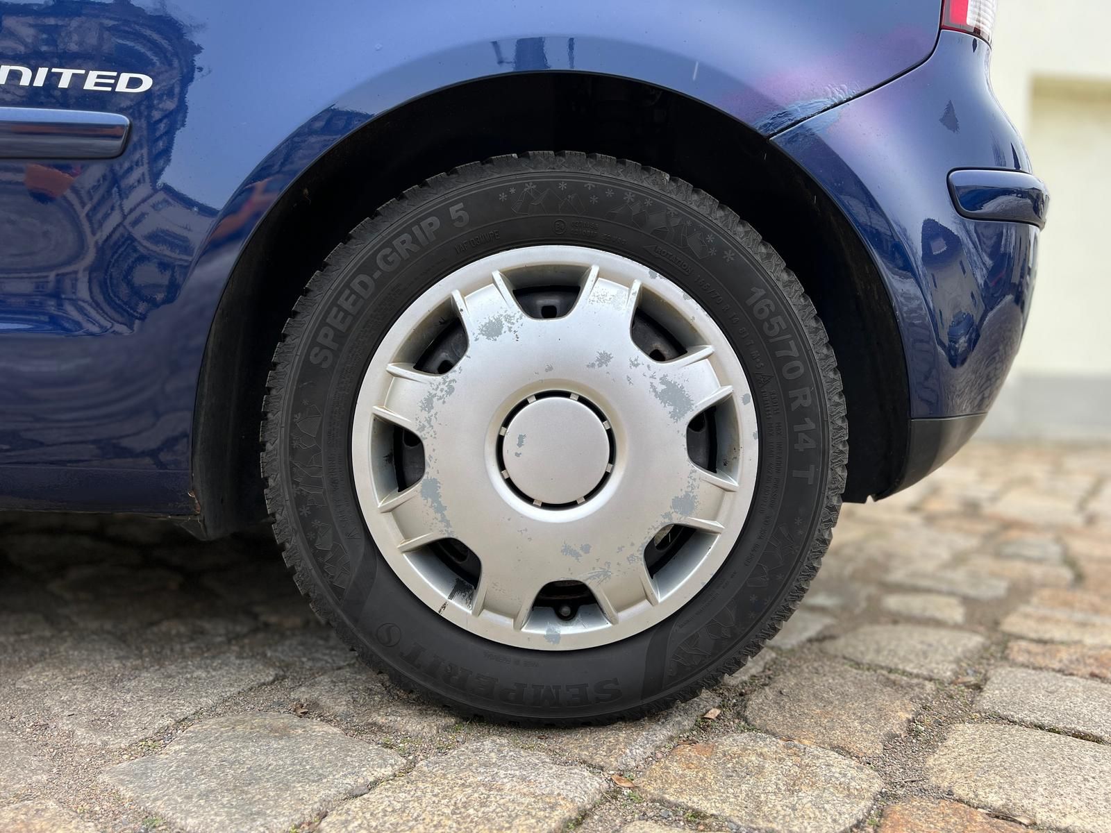 Fahrzeugabbildung Volkswagen Polo 1.2 United *8-FACH*SHZ*PDC*TEMPO*
