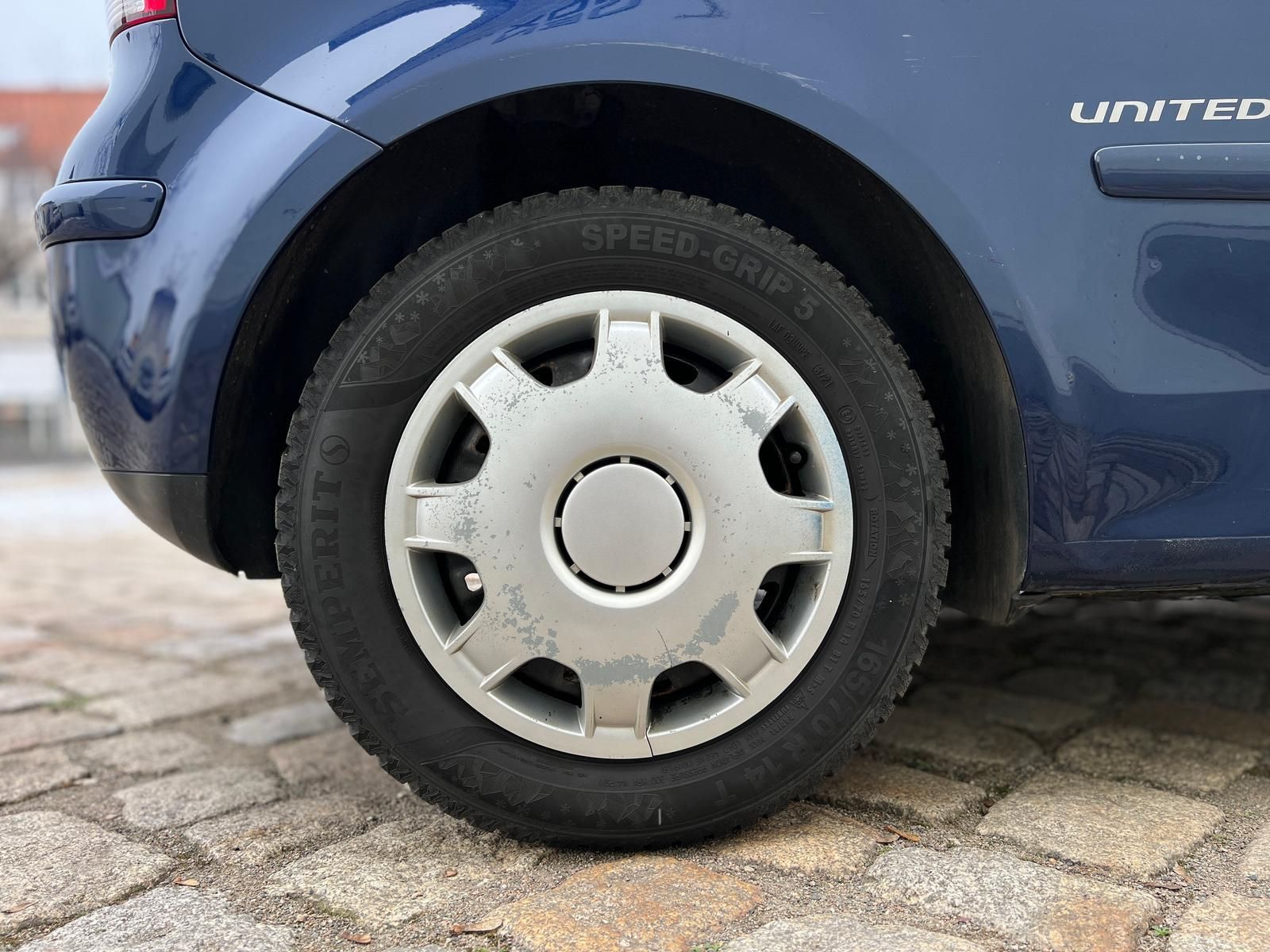 Fahrzeugabbildung Volkswagen Polo 1.2 United *8-FACH*SHZ*PDC*TEMPO*