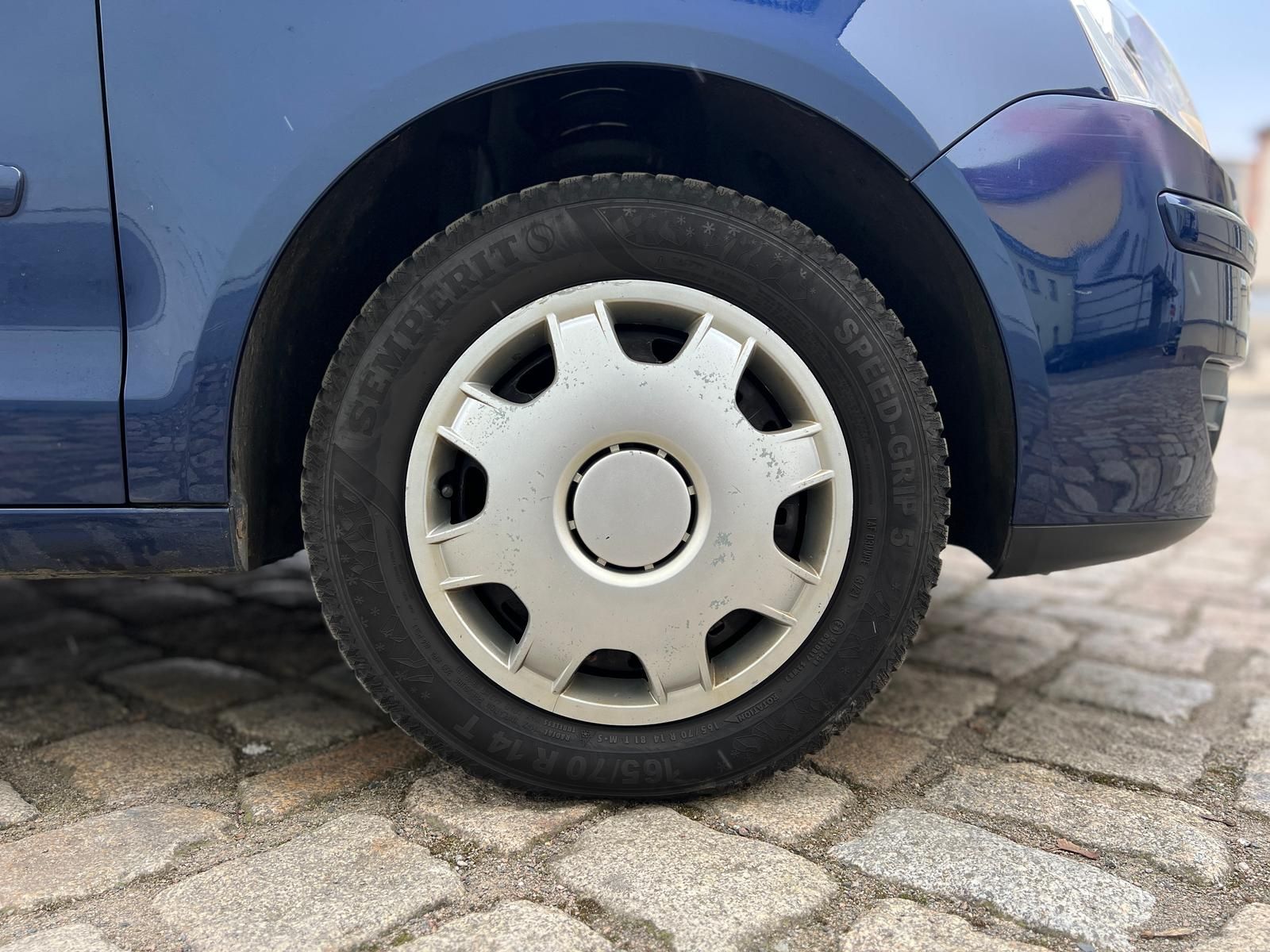 Fahrzeugabbildung Volkswagen Polo 1.2 United *8-FACH*SHZ*PDC*TEMPO*