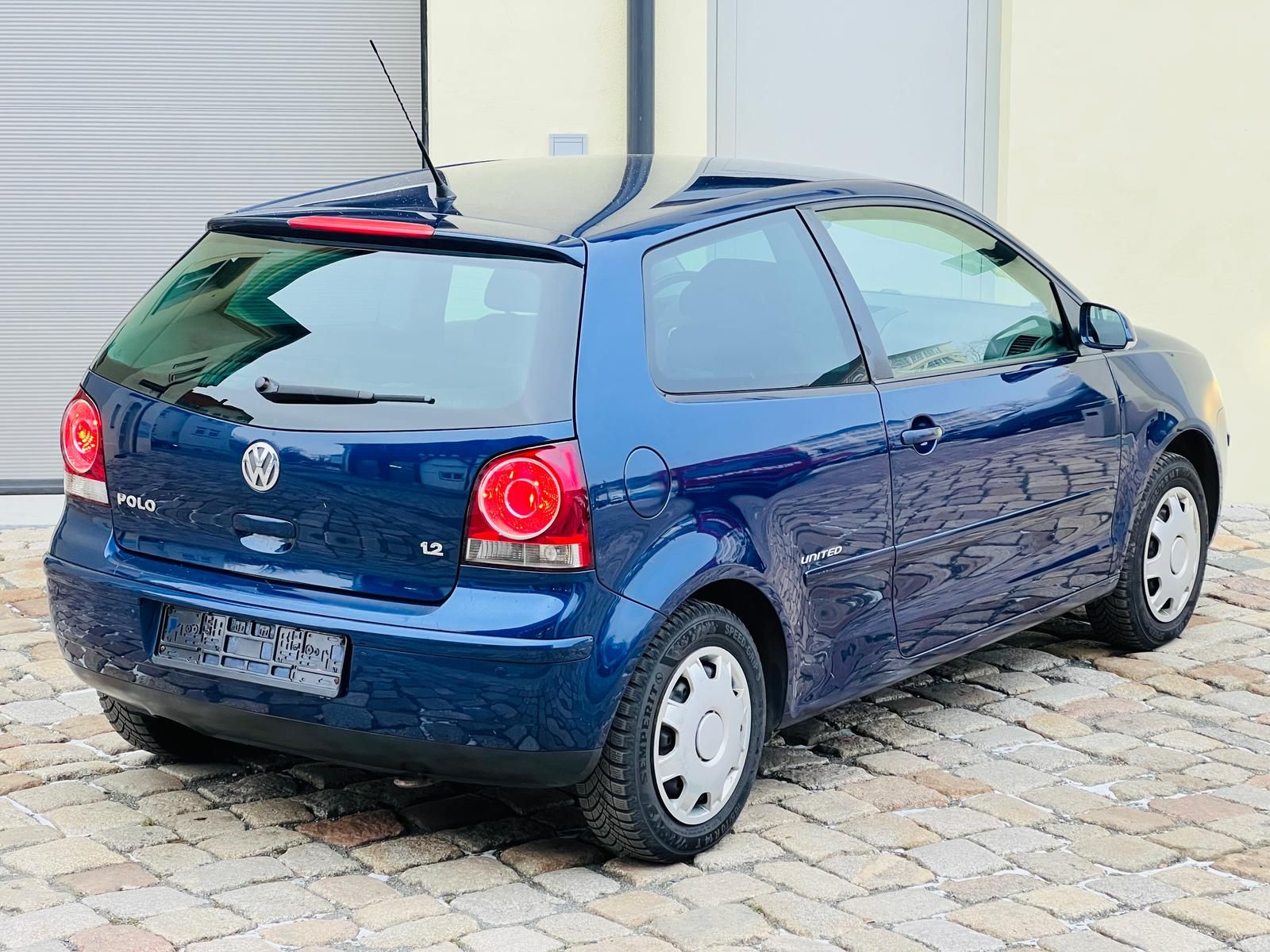 Fahrzeugabbildung Volkswagen Polo 1.2 United *8-FACH*SHZ*PDC*TEMPO*