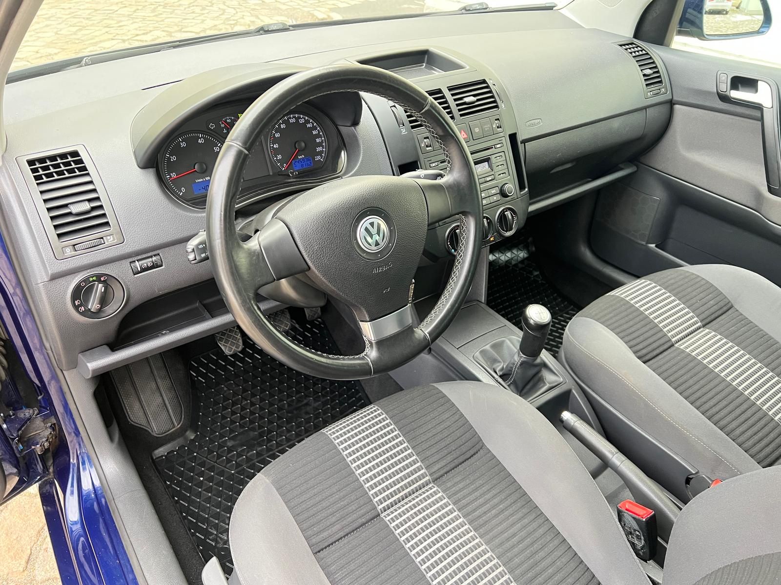 Fahrzeugabbildung Volkswagen Polo 1.2 United *8-FACH*SHZ*PDC*TEMPO*