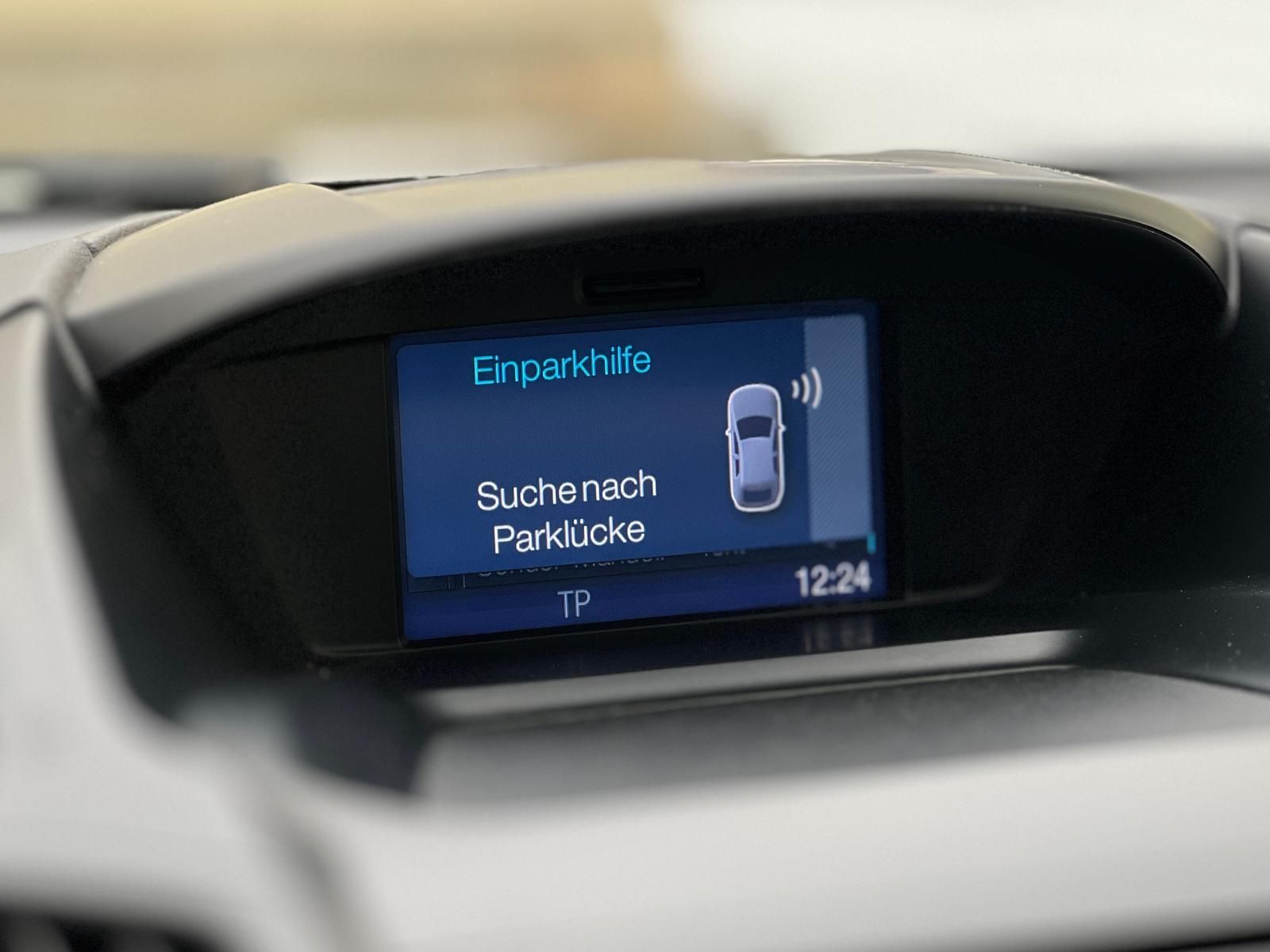 Fahrzeugabbildung Ford Kuga 2.0 TDCi Titanium *BT*PDC*SHZ*TEMPO*L*N*X*