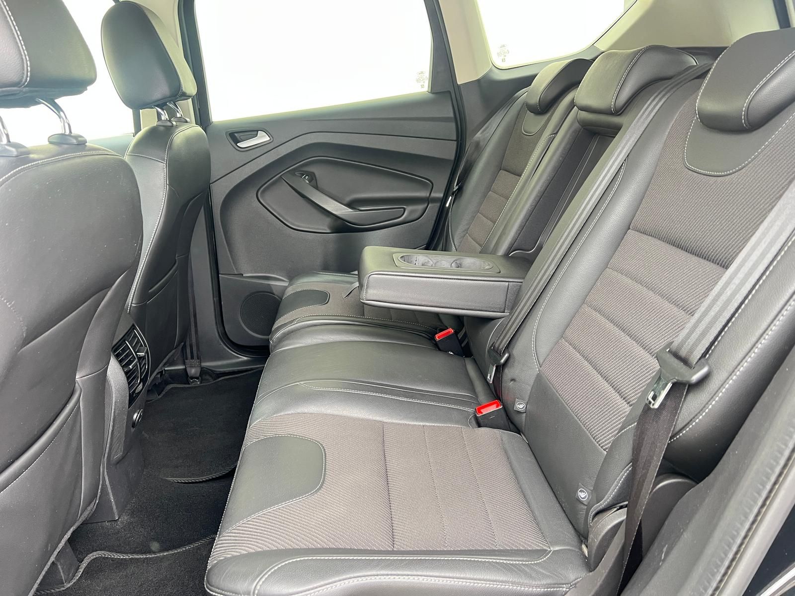 Fahrzeugabbildung Ford Kuga 2.0 TDCi Titanium *BT*PDC*SHZ*TEMPO*L*N*X*