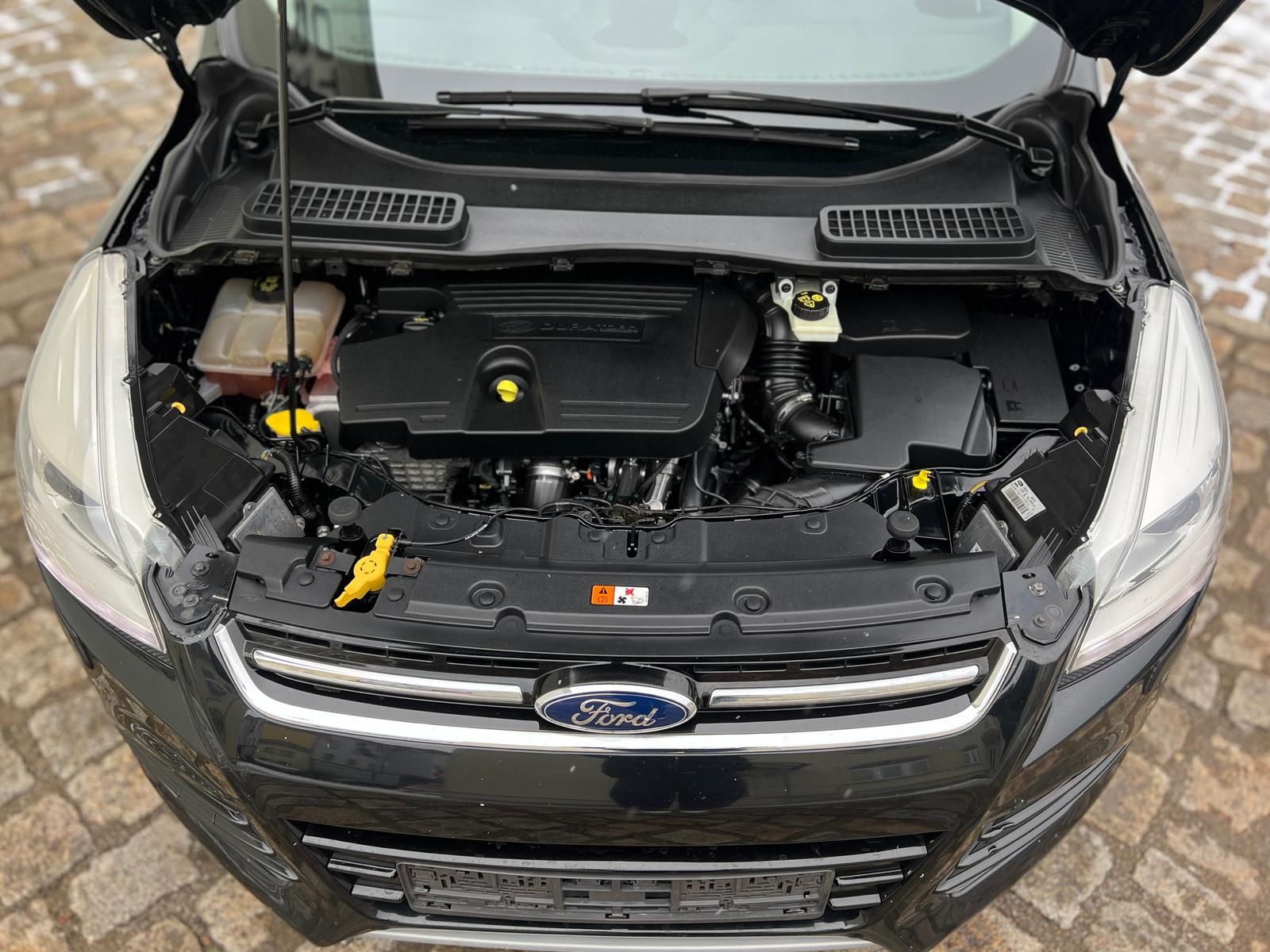 Fahrzeugabbildung Ford Kuga 2.0 TDCi Titanium *BT*PDC*SHZ*TEMPO*L*N*X*