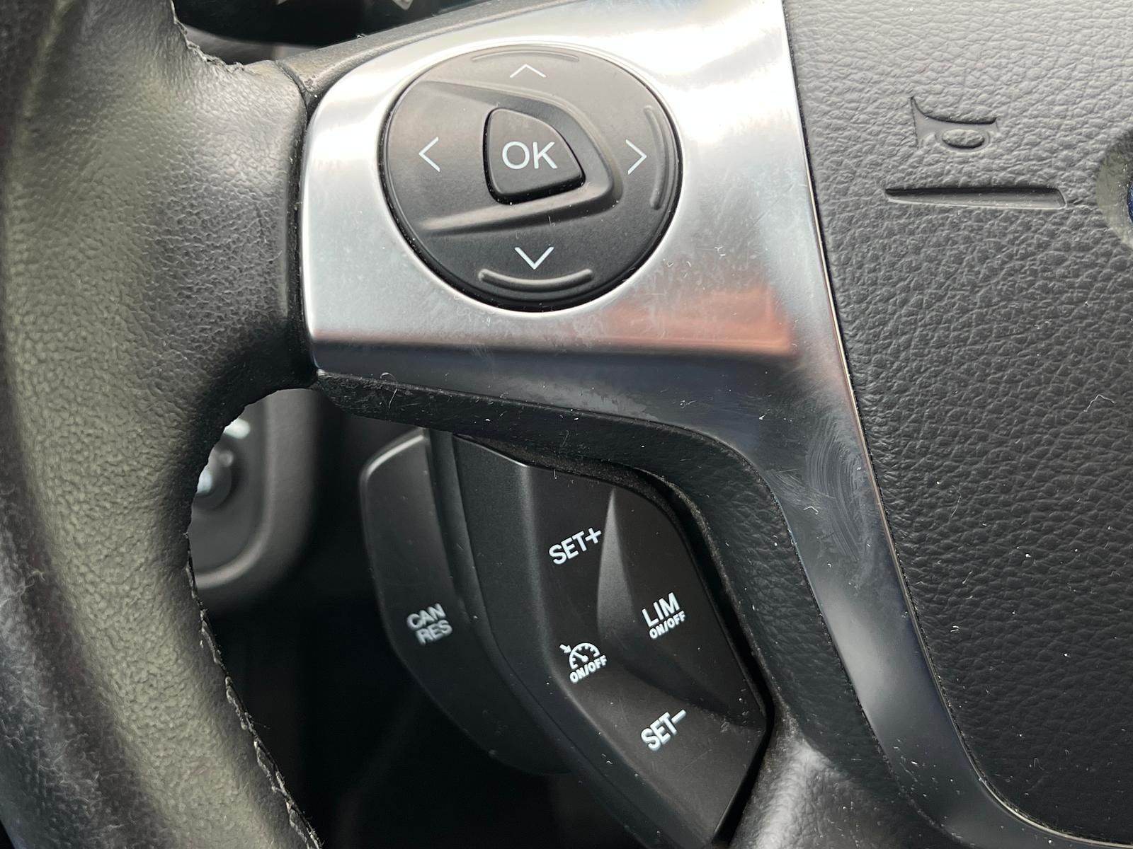 Fahrzeugabbildung Ford Kuga 2.0 TDCi Titanium *BT*PDC*SHZ*TEMPO*L*N*X*
