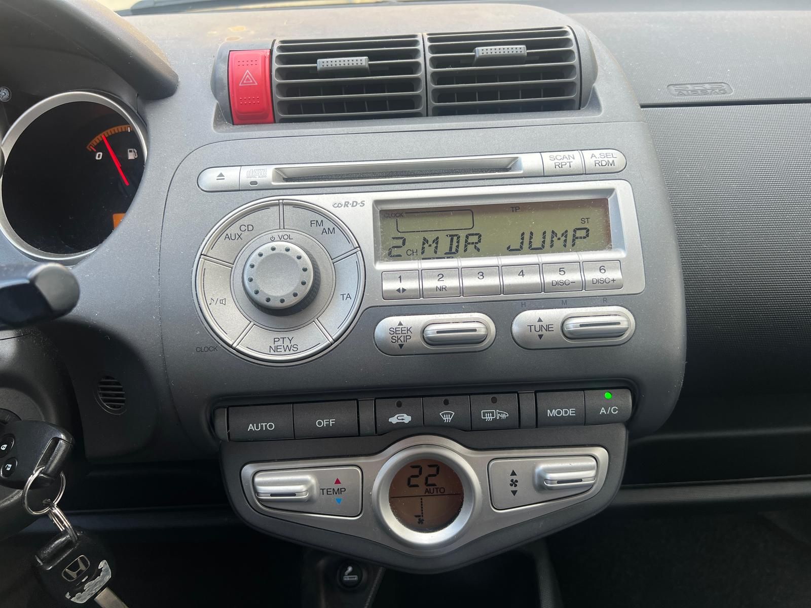 Fahrzeugabbildung Honda Jazz 1.4 DSi LS *KLIMA*HU bis 06/27*