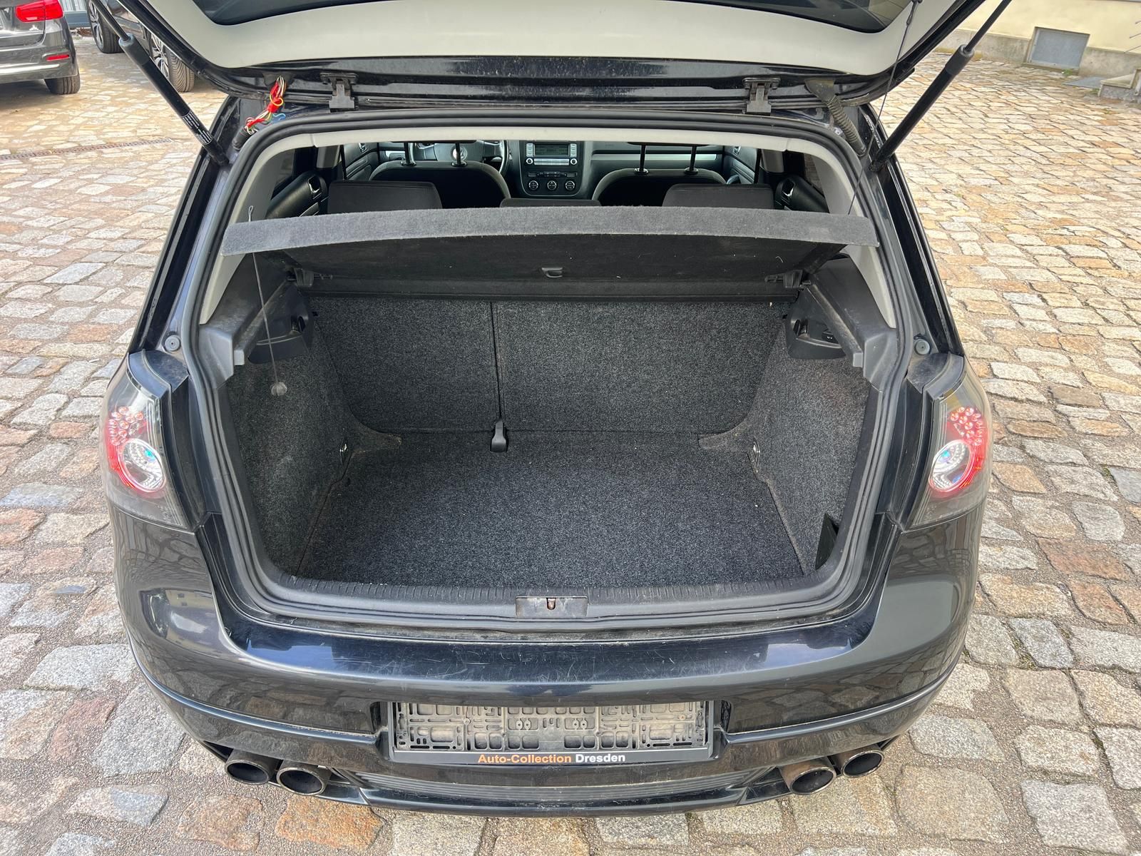 Fahrzeugabbildung Volkswagen Golf 2.0 FSI Sportline *KLIMAAUTOMATIK*SHZ*