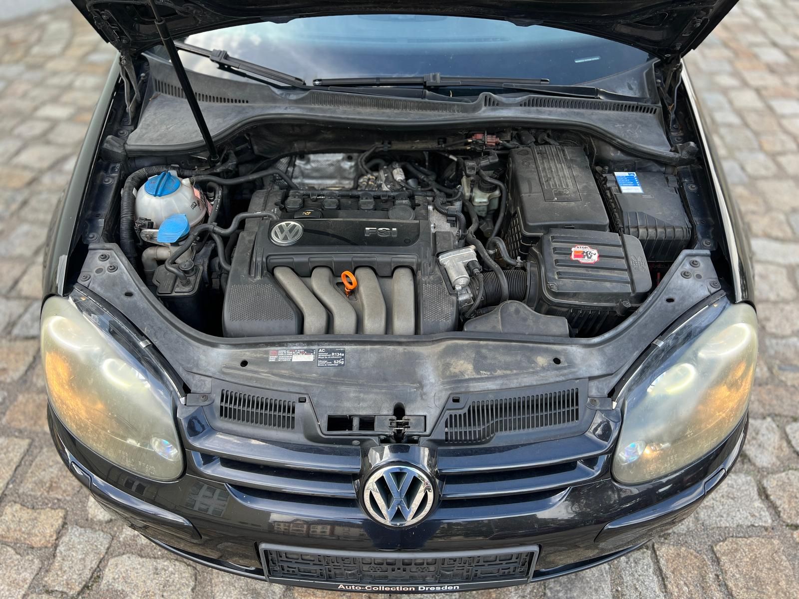 Fahrzeugabbildung Volkswagen Golf 2.0 FSI Sportline *KLIMAAUTOMATIK*SHZ*