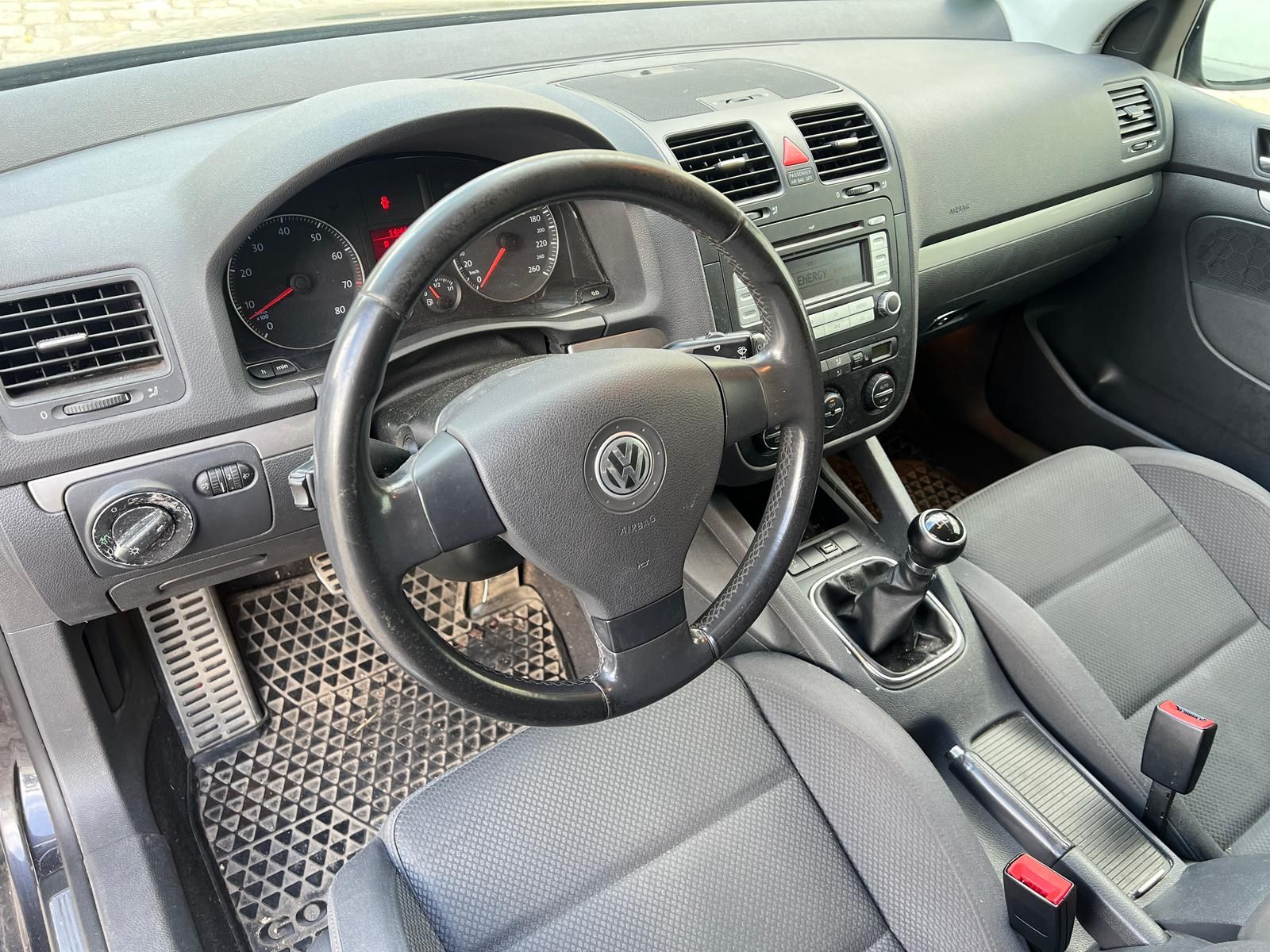 Fahrzeugabbildung Volkswagen Golf 2.0 FSI Sportline *KLIMAAUTOMATIK*SHZ*