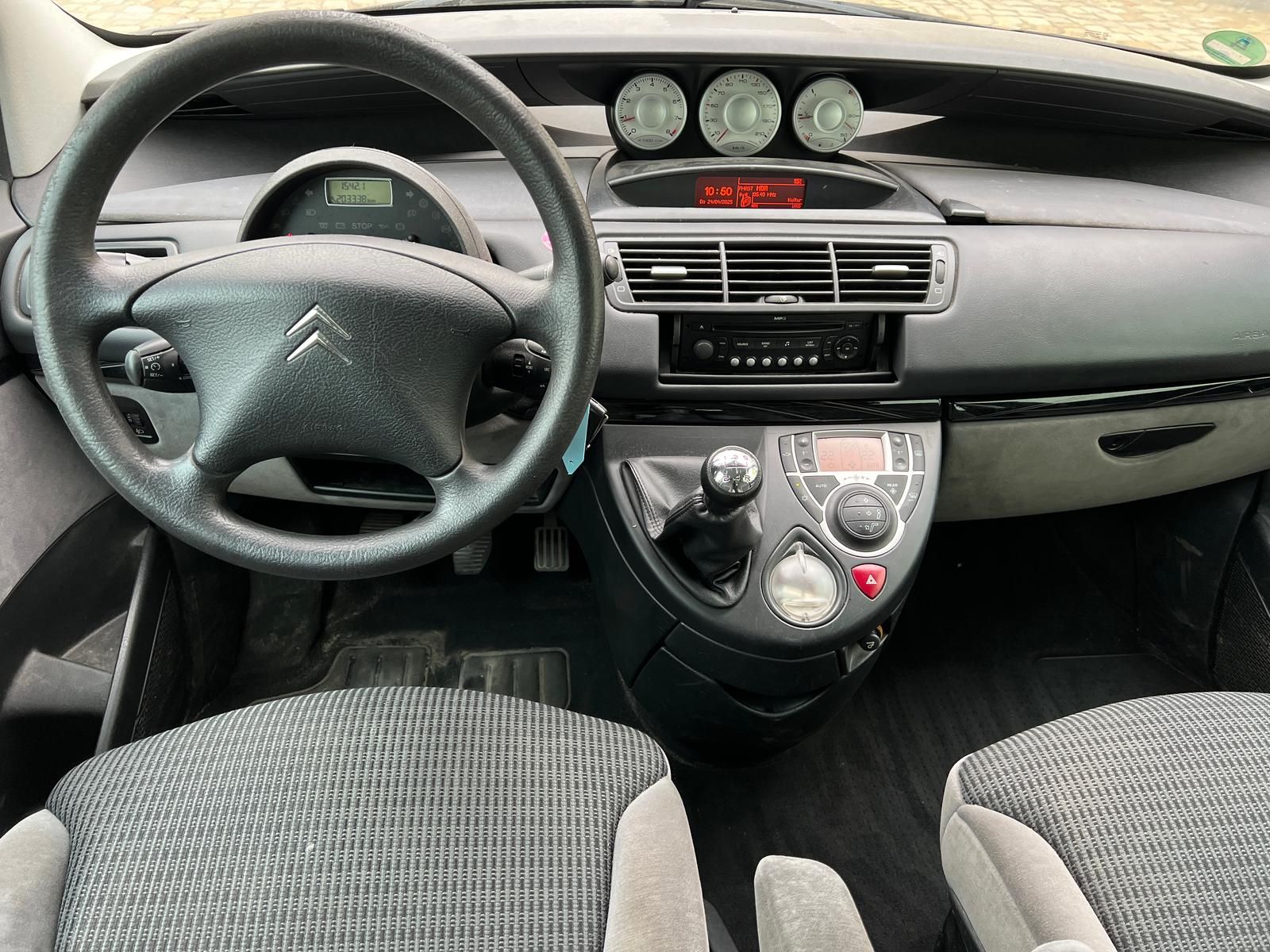 Fahrzeugabbildung Citroën C8 2.0 Tendance *7-SITZE*KLIMA*PDC*TEMPOMAT*