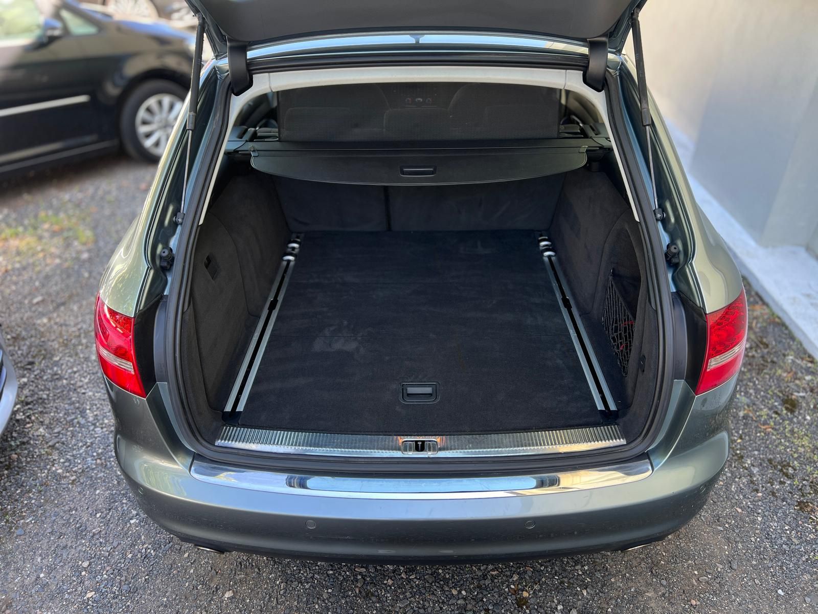 Fahrzeugabbildung Audi A6 Avant 2.8 V6 FSI | Xenon | Navi  | HU neu