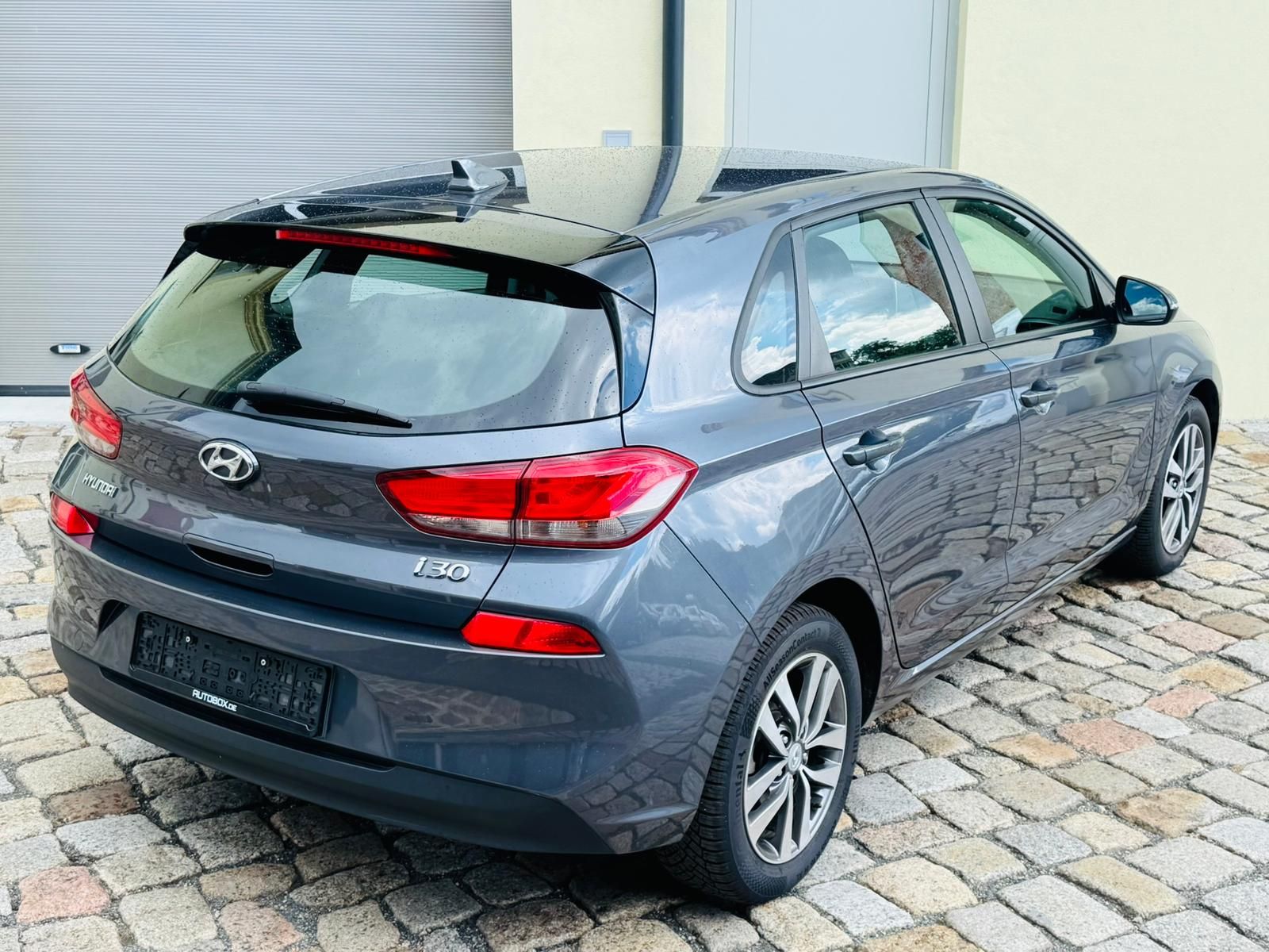 Fahrzeugabbildung Hyundai i30 1.0 T-GDI  | BT | CAM | CARPLAY | HU neu