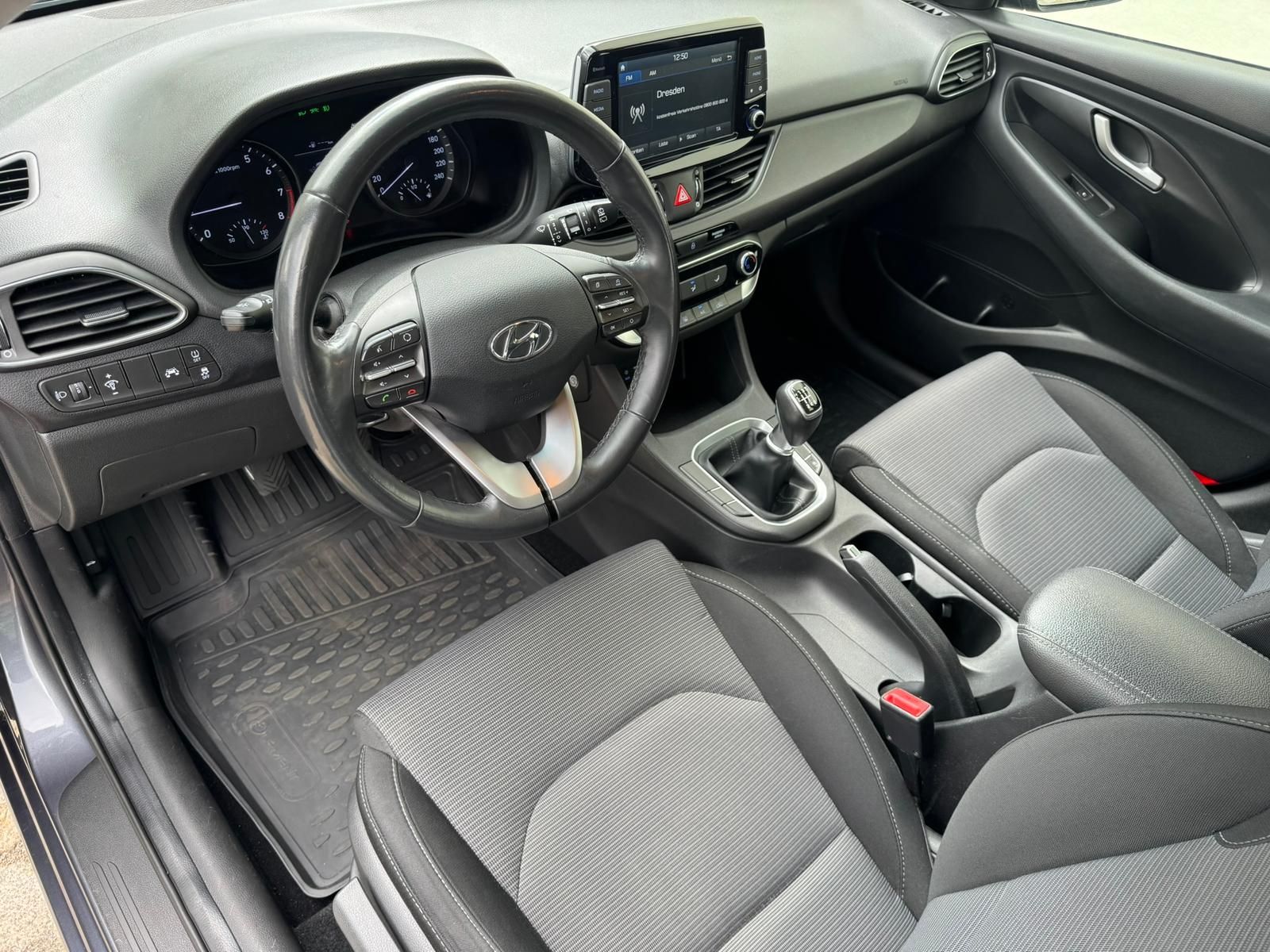 Fahrzeugabbildung Hyundai i30 1.0 T-GDI  | BT | CAM | CARPLAY | HU neu
