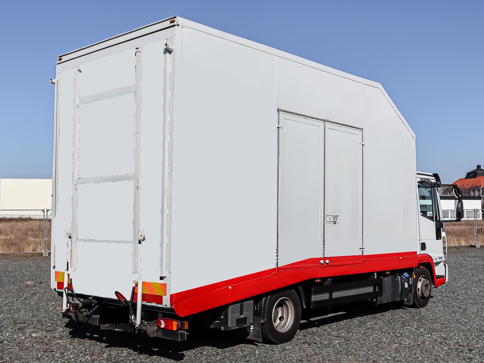 Fahrzeugabbildung Iveco EuroCargo Fahrzeugtransporter/Autotransporter