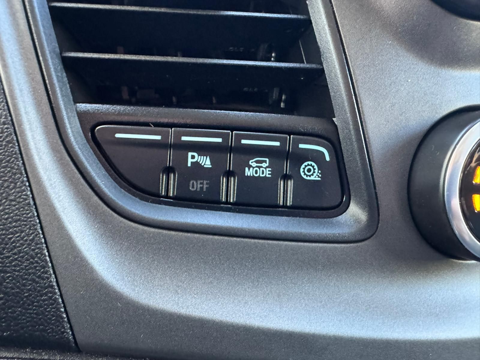 Fahrzeugabbildung Ford Tourneo Custom 2.0 TDCi L1 Trend | 2xPDC | KLIMA