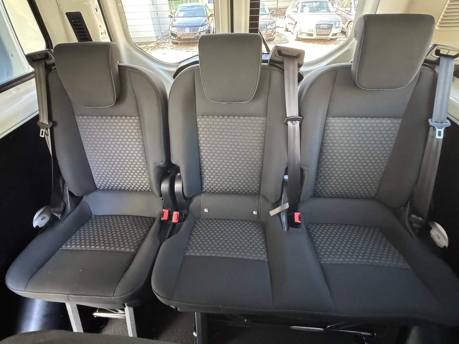 Fahrzeugabbildung Ford Tourneo Custom 2.0 TDCi L1 Trend | 2xPDC | KLIMA