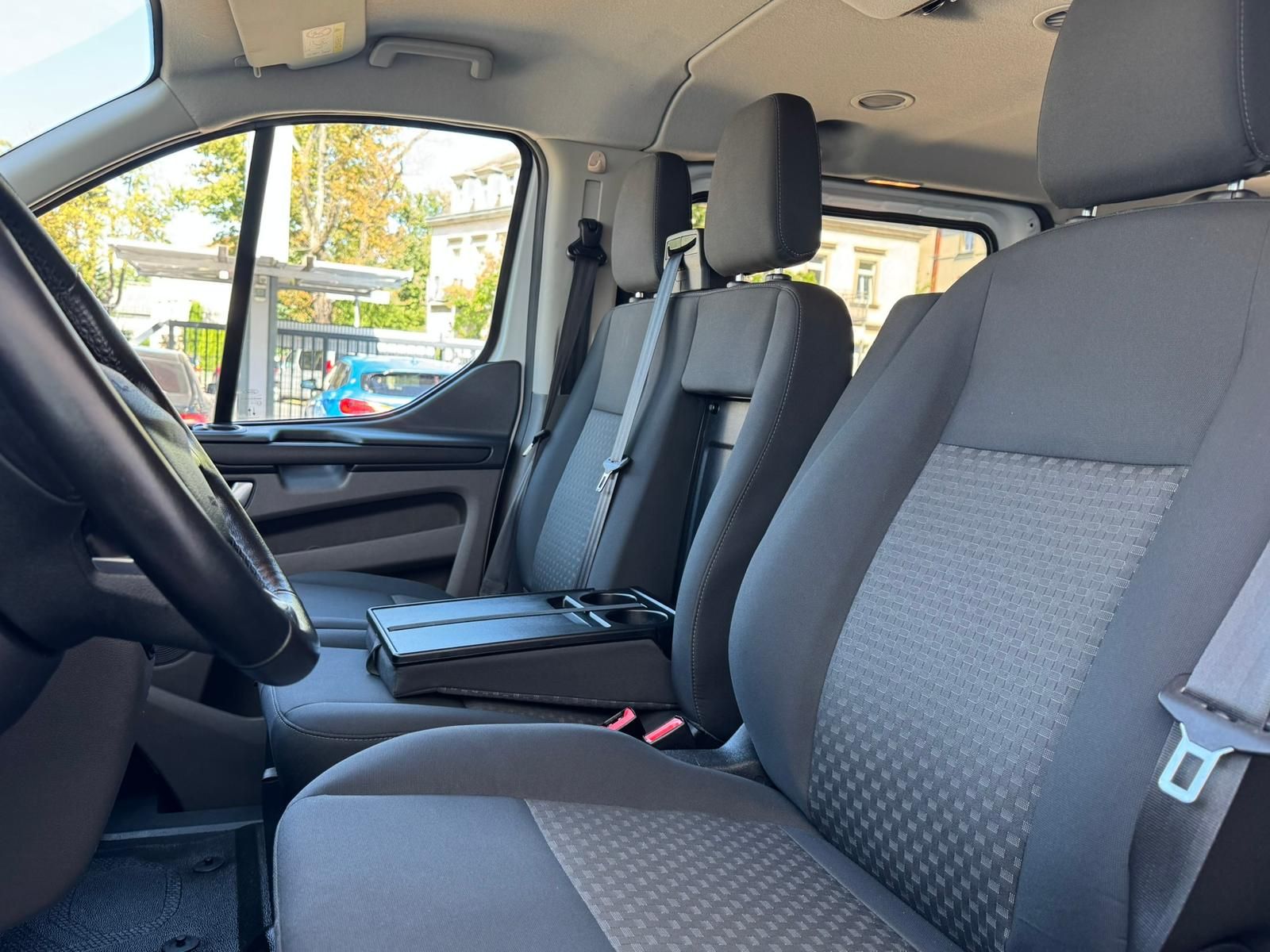 Fahrzeugabbildung Ford Tourneo Custom 2.0 TDCi L1 Trend | 2xPDC | KLIMA