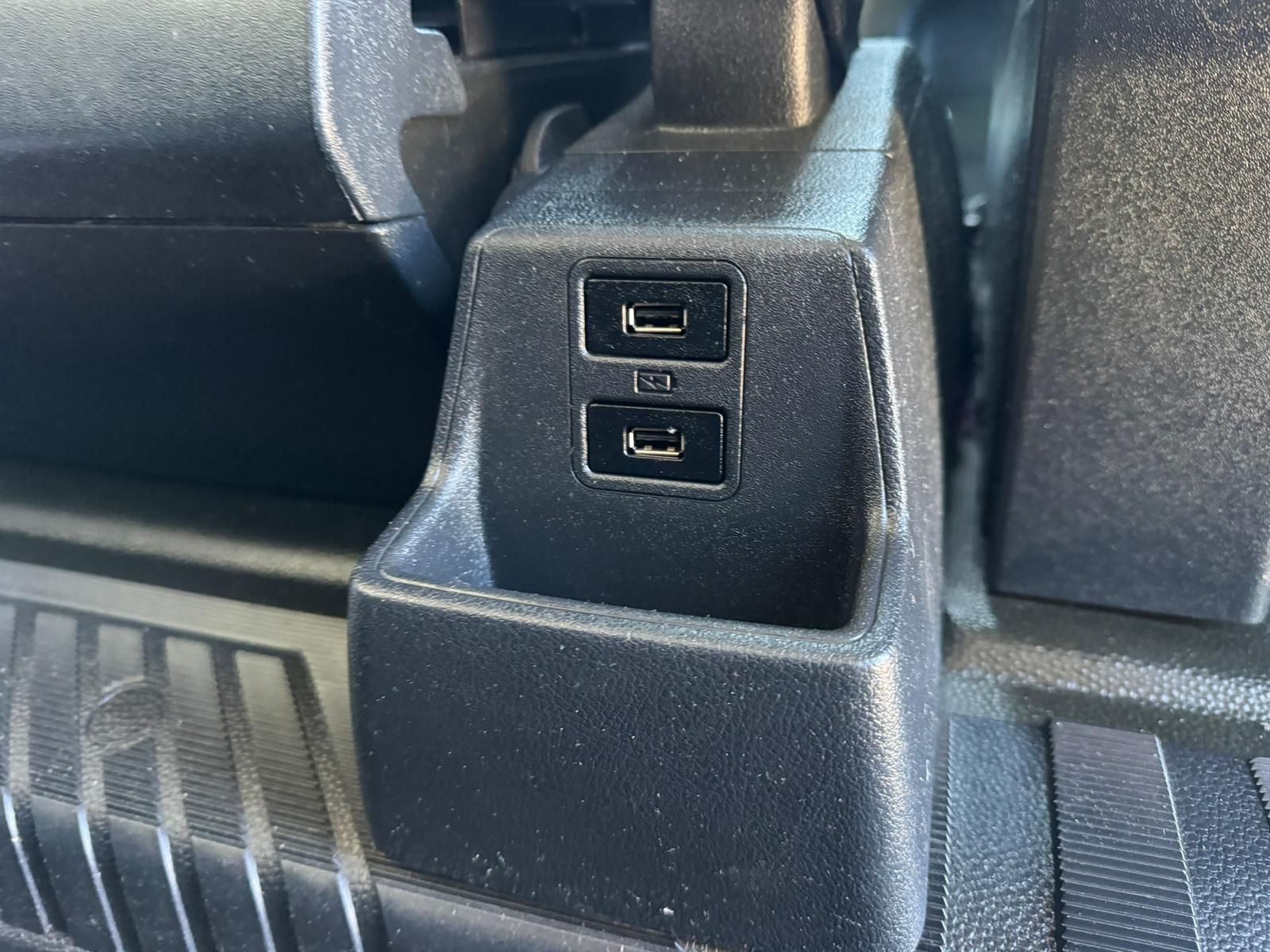 Fahrzeugabbildung Ford Tourneo Custom 2.0 TDCi L1 Trend | 2xPDC | KLIMA