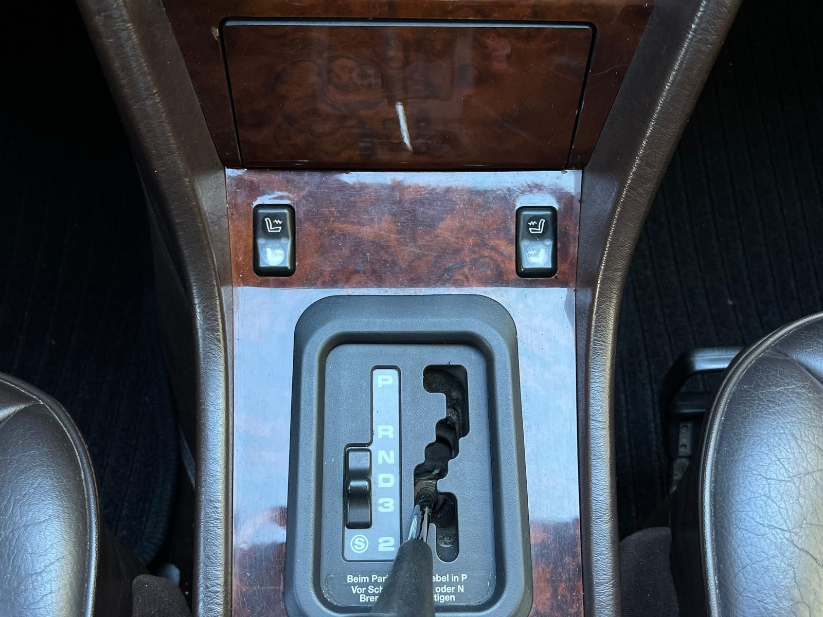 Fahrzeugabbildung Mercedes-Benz E 300 W124 Oldtimer 18" AMG | DAB | LEDER | SHZ