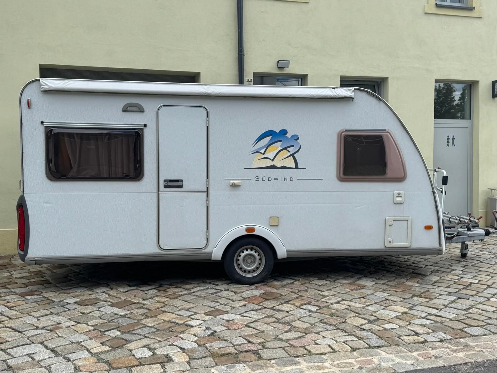 Knaus Tabbert Südwind 450 FU Wohnwagen/Caravan 100km/h