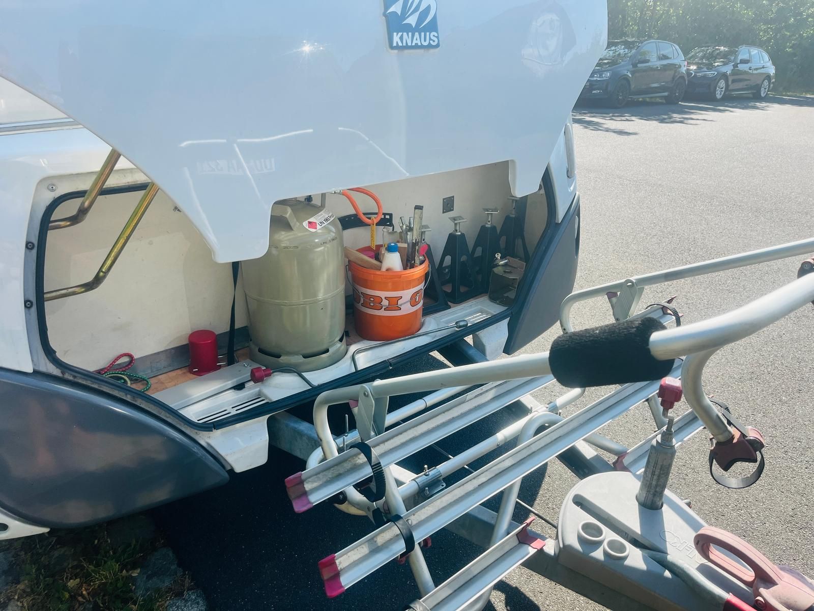 Fahrzeugabbildung Knaus Tabbert Südwind 450 FU Wohnwagen/Caravan 100km/h