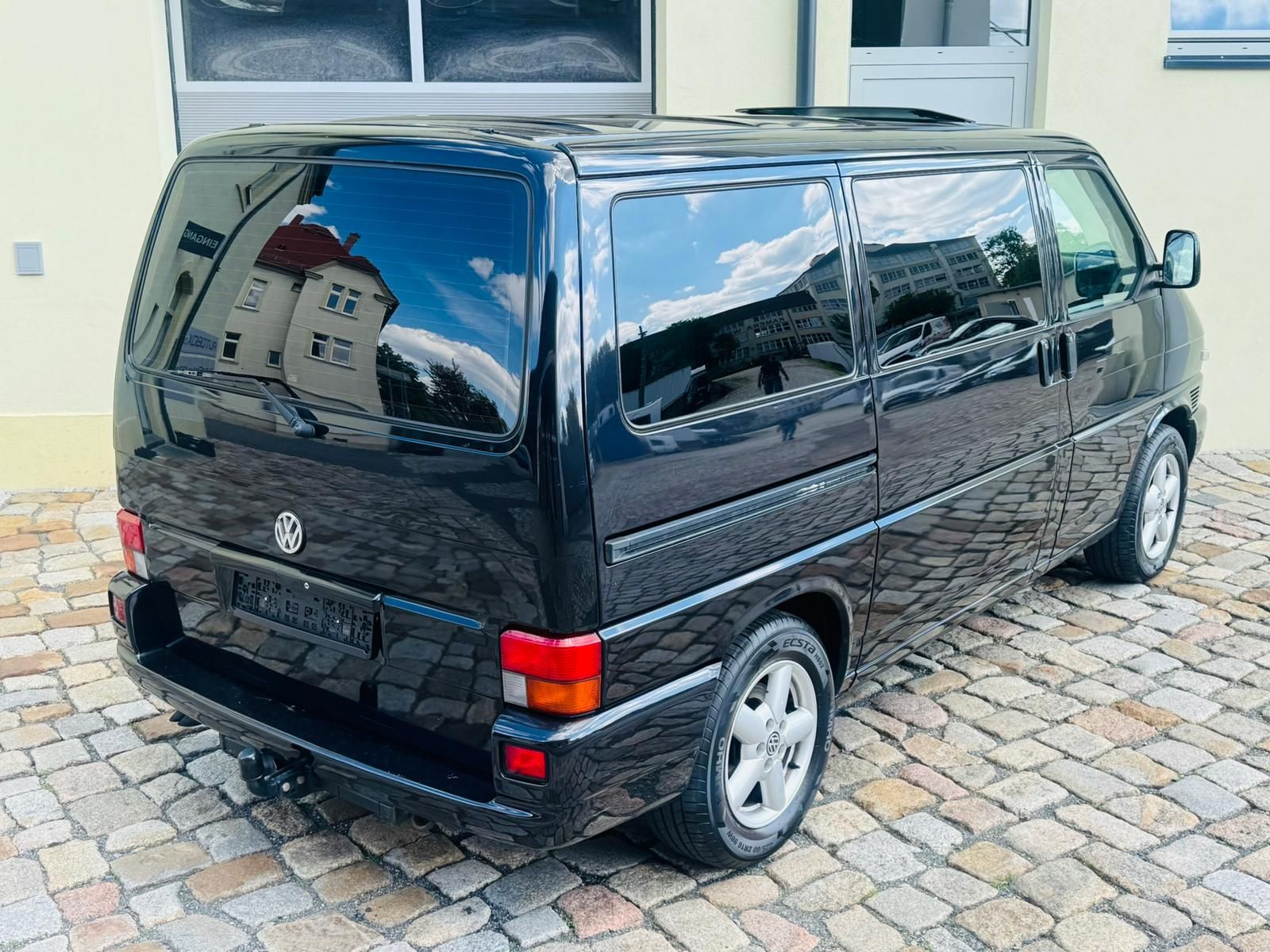 Fahrzeugabbildung Volkswagen T4 Multivan 2.5 TDI AHK | CAM | CARPLAY | NAVI |