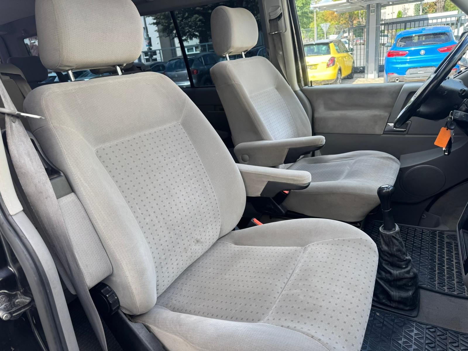 Fahrzeugabbildung Volkswagen T4 Multivan 2.5 TDI AHK | CAM | CARPLAY | NAVI |