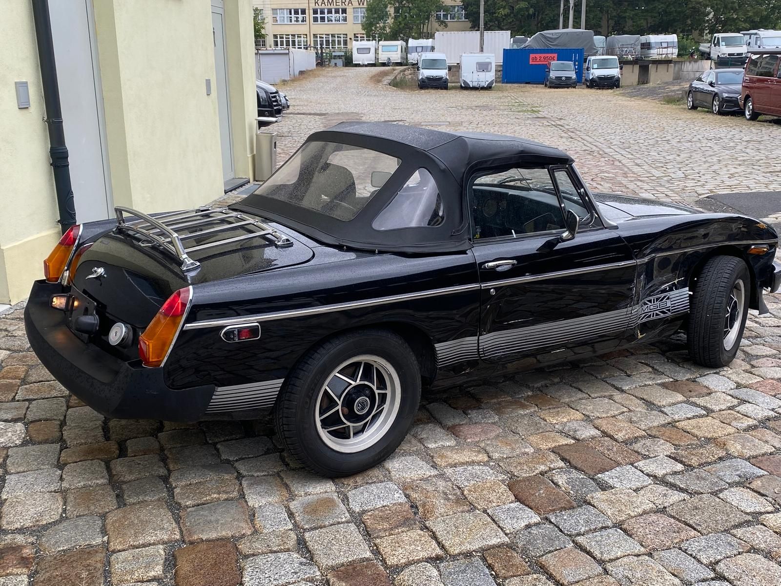 Fahrzeugabbildung MG MGB Limited Edition Radster Oldtimer