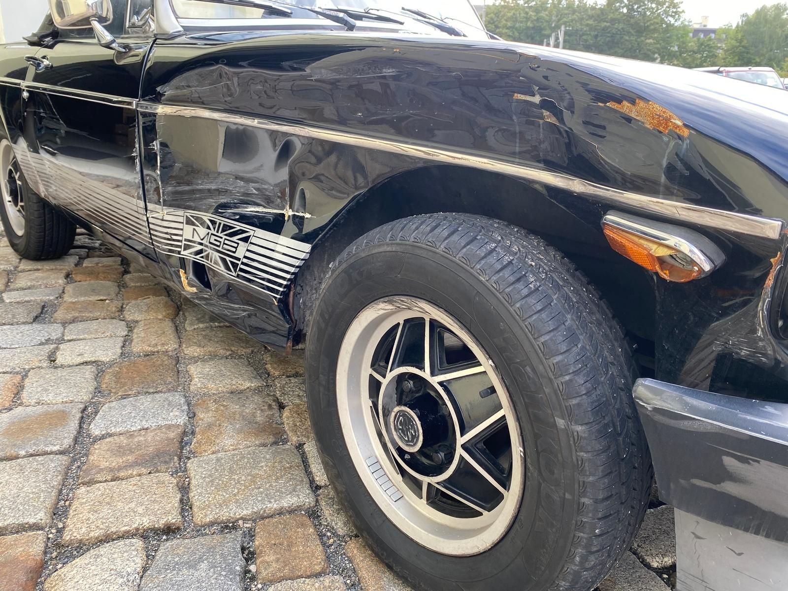Fahrzeugabbildung MG MGB Limited Edition Radster Oldtimer