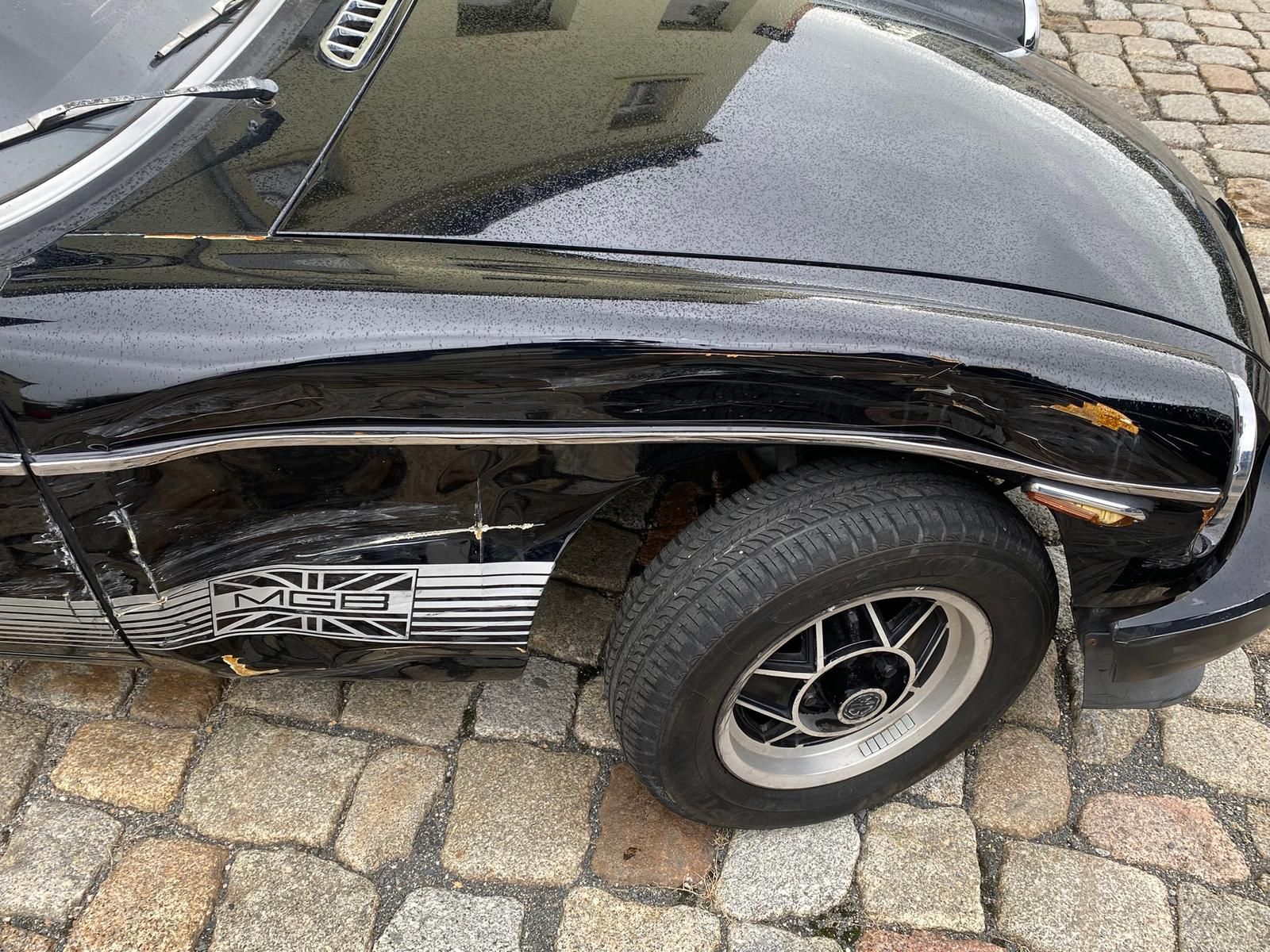 Fahrzeugabbildung MG MGB Limited Edition Radster Oldtimer