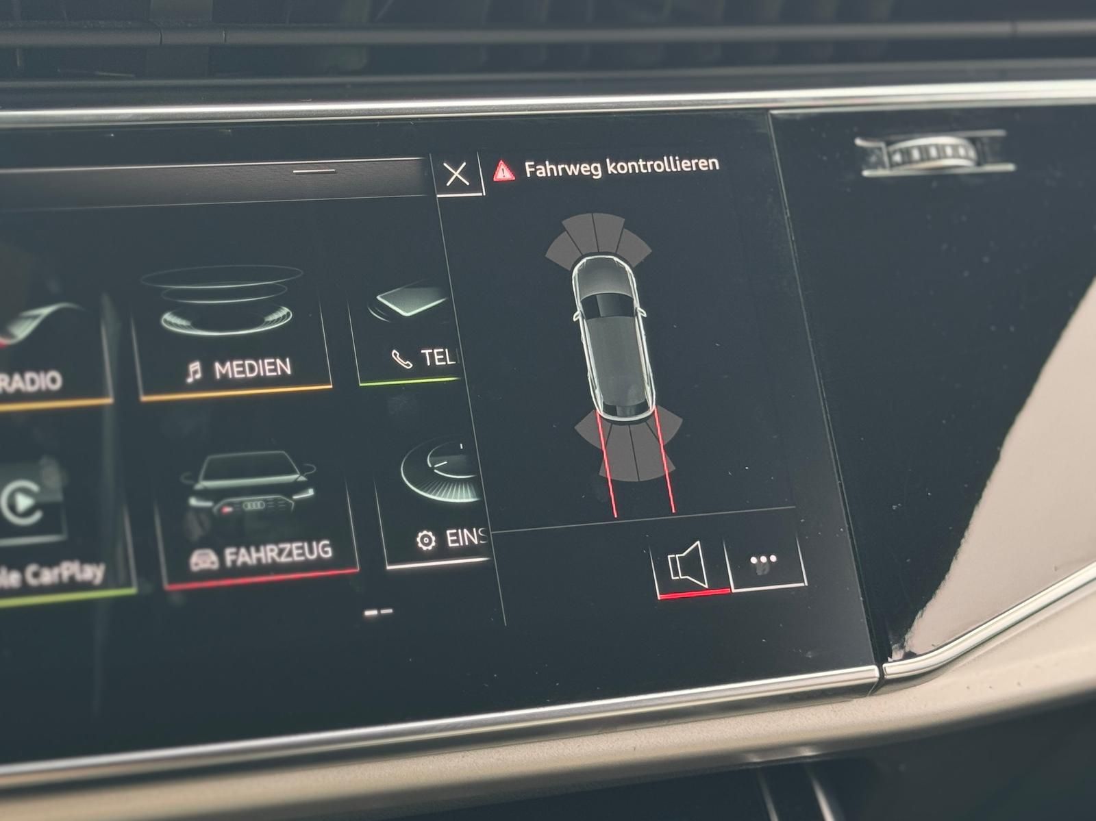 Fahrzeugabbildung Audi Q8 50 TDI V6 Quattro +ACC+CARPLAY+HUD+LED+NAVI+