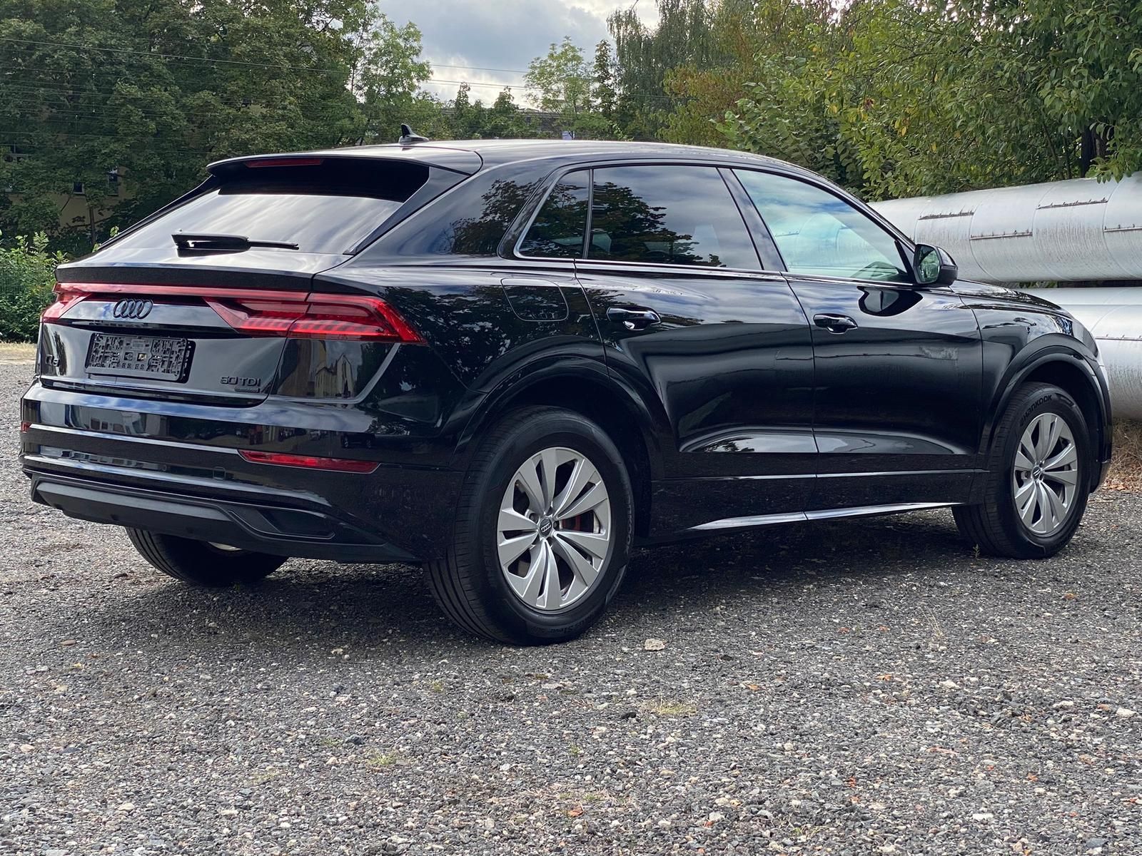 Fahrzeugabbildung Audi Q8 50 TDI V6 Quattro +ACC+CARPLAY+HUD+LED+NAVI+