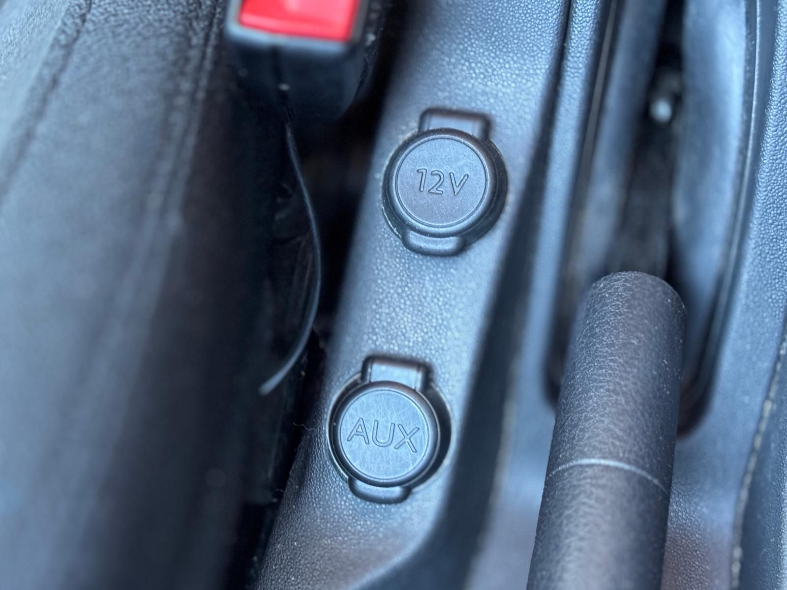 Fahrzeugabbildung Citroën C3 1.6 VTi Red Block PDC + 1.HAND