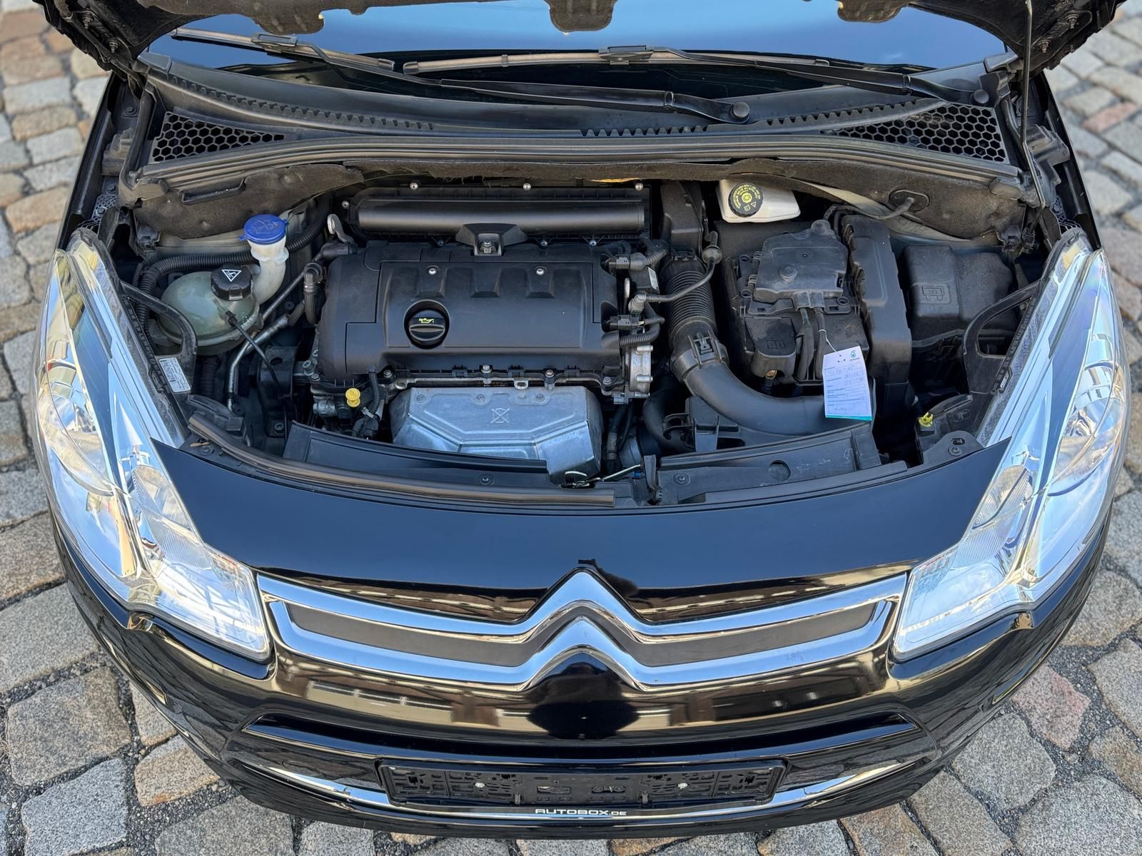 Fahrzeugabbildung Citroën C3 1.6 VTi Red Block PDC + 1.HAND