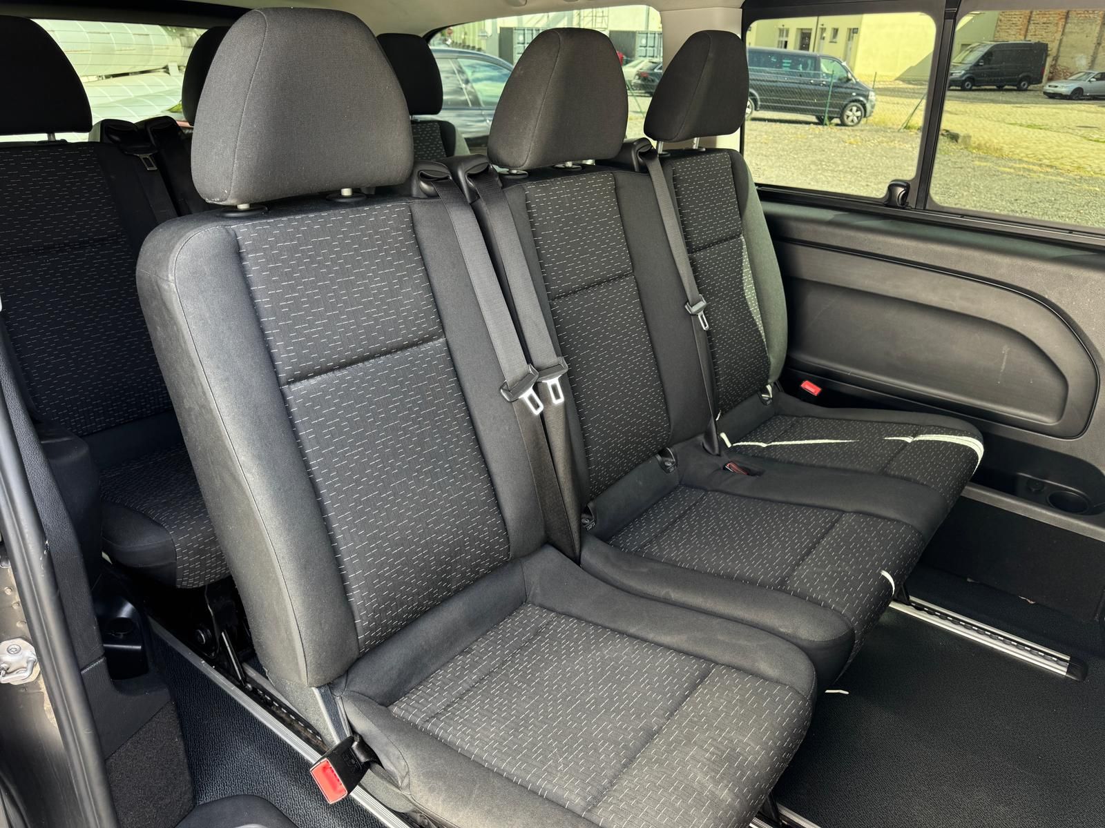 Fahrzeugabbildung Mercedes-Benz Vito 116 CDI lang Pro +9-SITZE+CARPLAY+