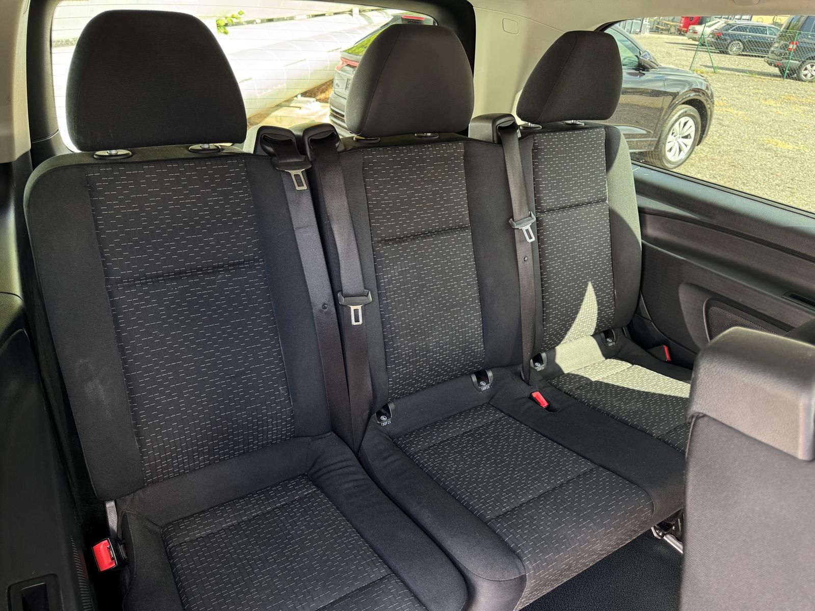 Fahrzeugabbildung Mercedes-Benz Vito 116 CDI lang Pro +9-SITZE+CARPLAY+