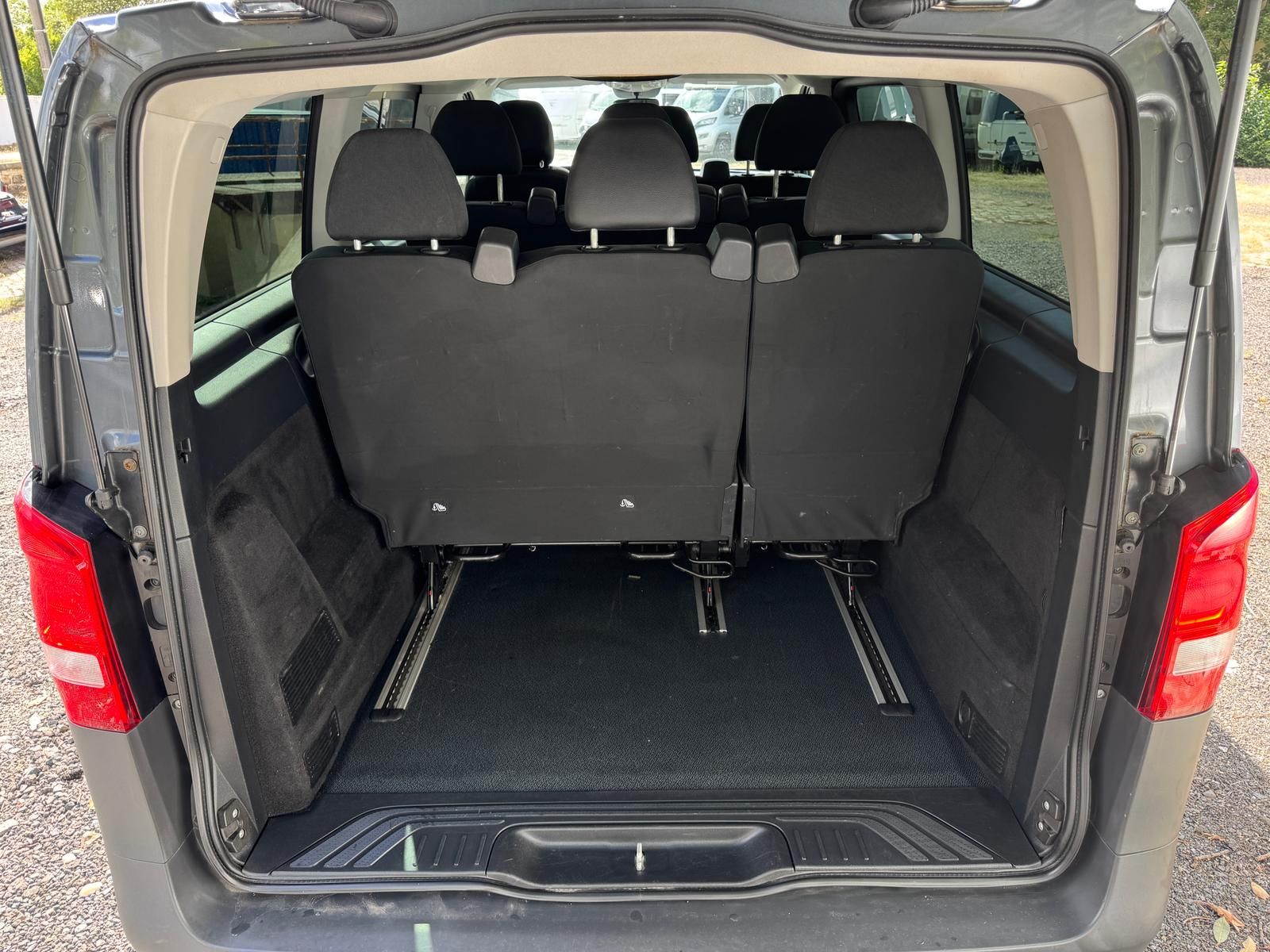 Fahrzeugabbildung Mercedes-Benz Vito 116 CDI lang Pro +9-SITZE+CARPLAY+