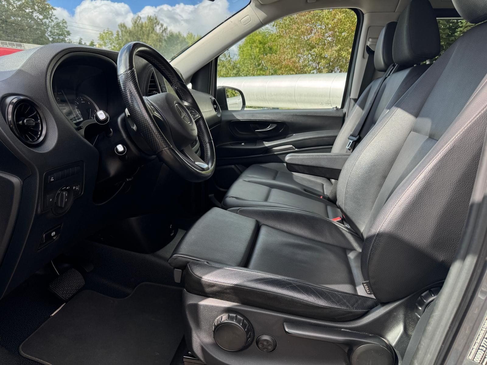Fahrzeugabbildung Mercedes-Benz Vito 116 CDI lang Pro +9-SITZE+CARPLAY+