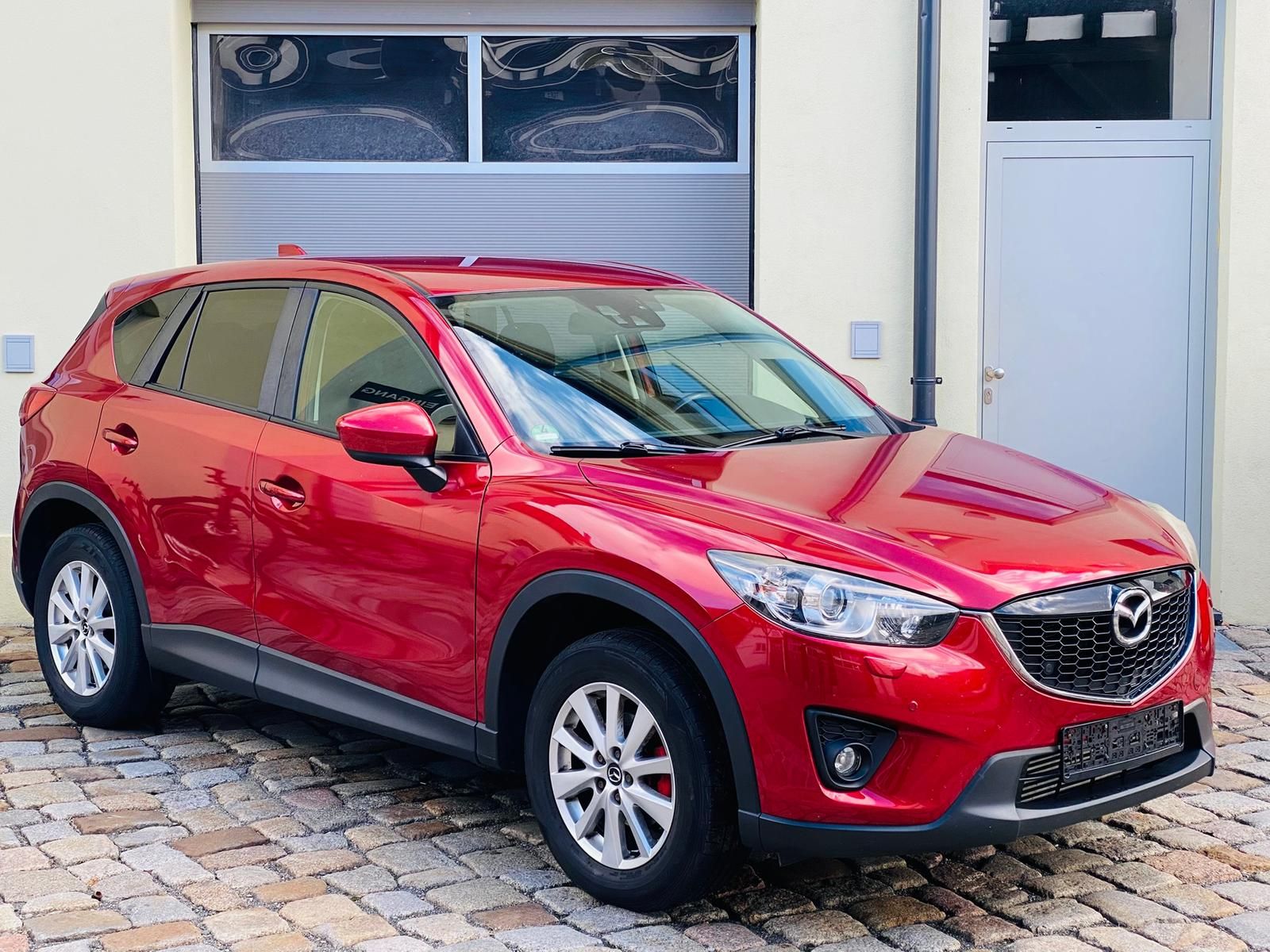 Fahrzeugabbildung Mazda CX-5 Center-Line AWD