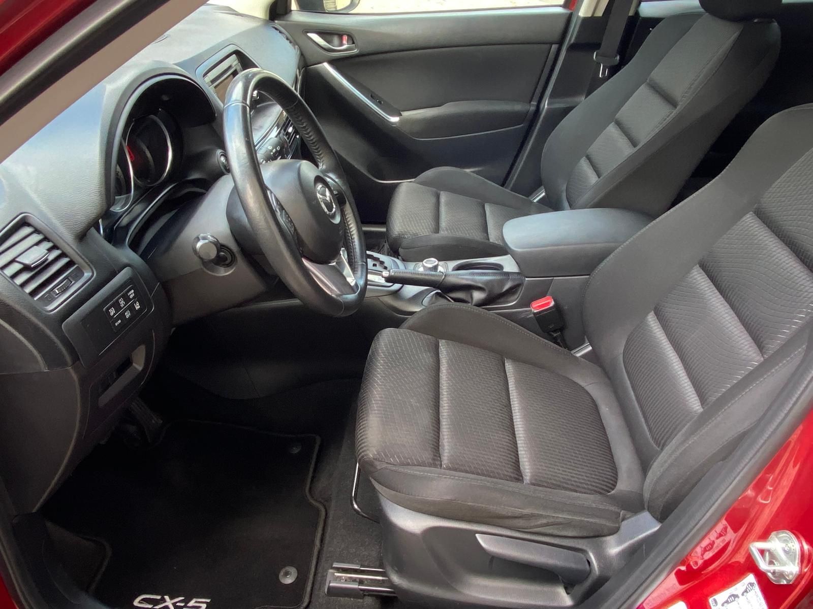 Fahrzeugabbildung Mazda CX-5 Center-Line AWD