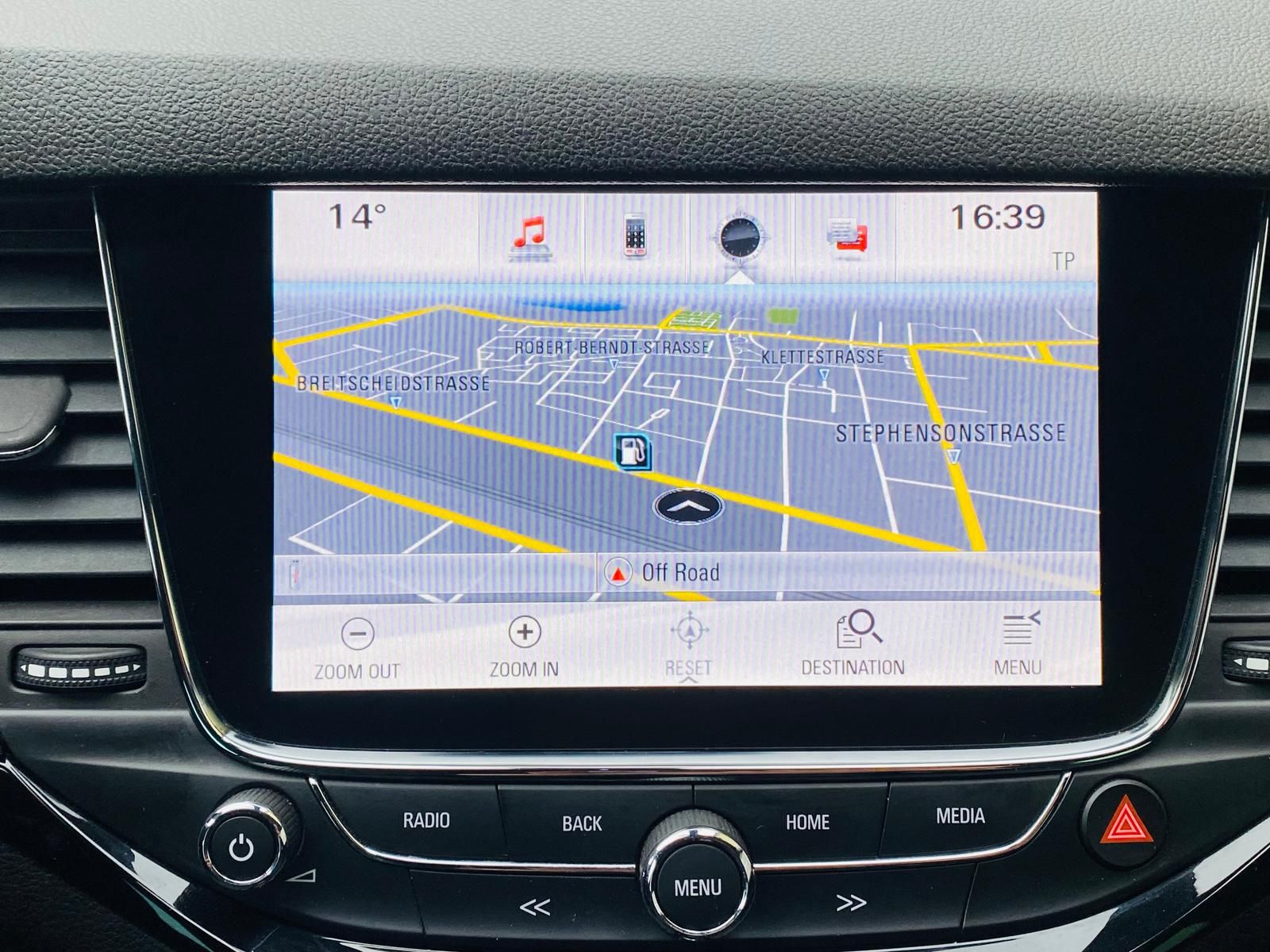 Fahrzeugabbildung Opel Astra K Sports Tourer 1.4 16V SIDI Turbo Android