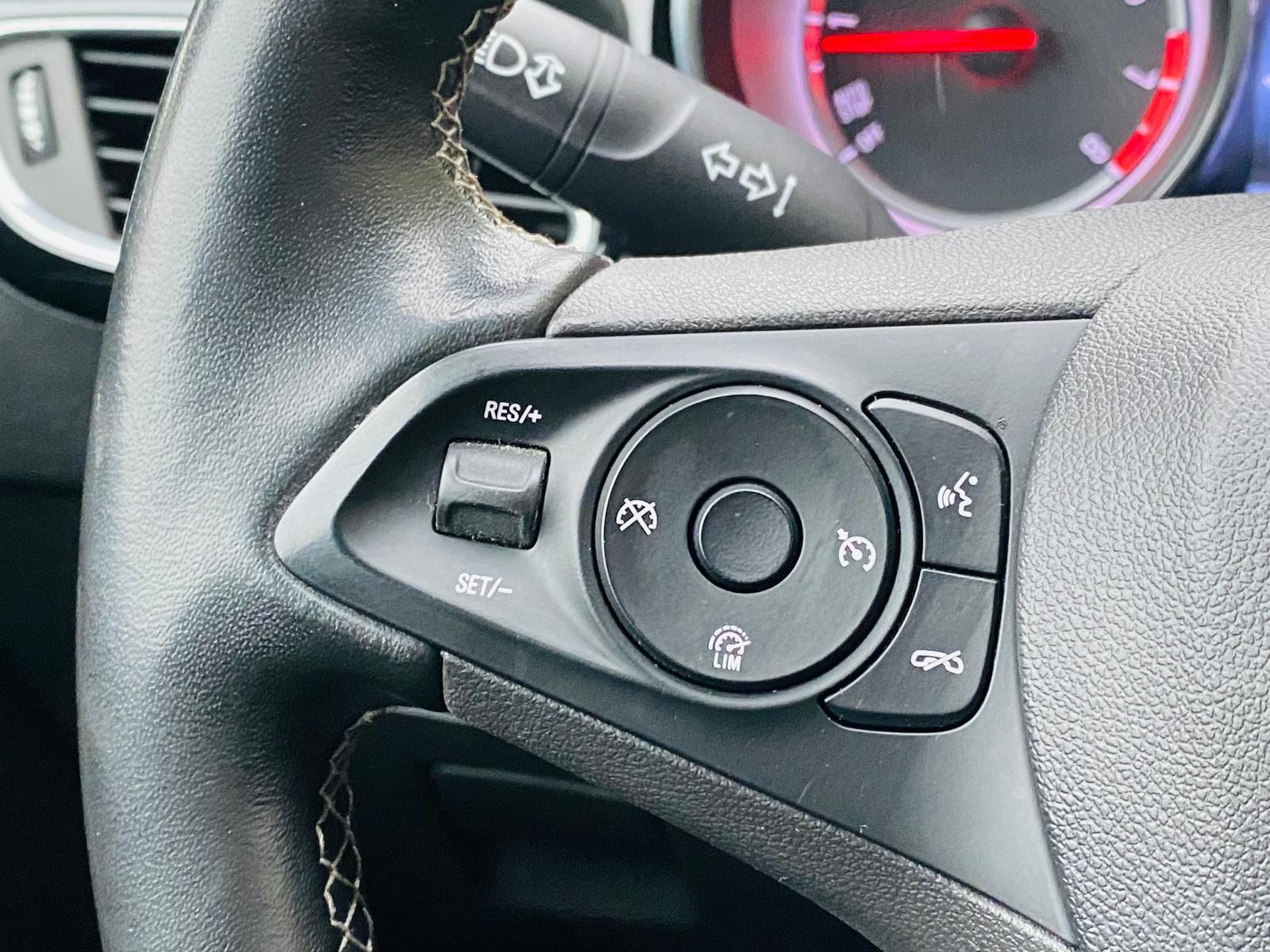 Fahrzeugabbildung Opel Astra K Sports Tourer 1.4 16V SIDI Turbo Android