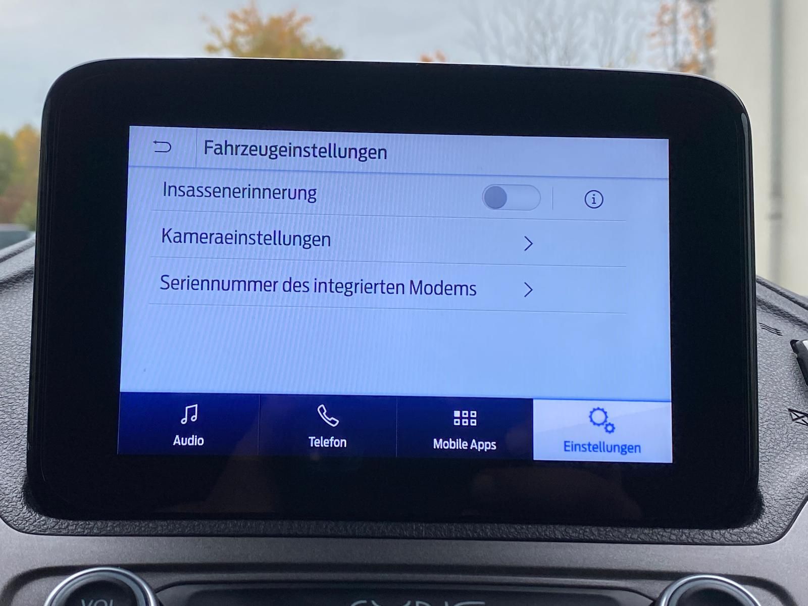 Fahrzeugabbildung Ford Transit Connect Kombi 1.5 EcoBlue m. CampingBox